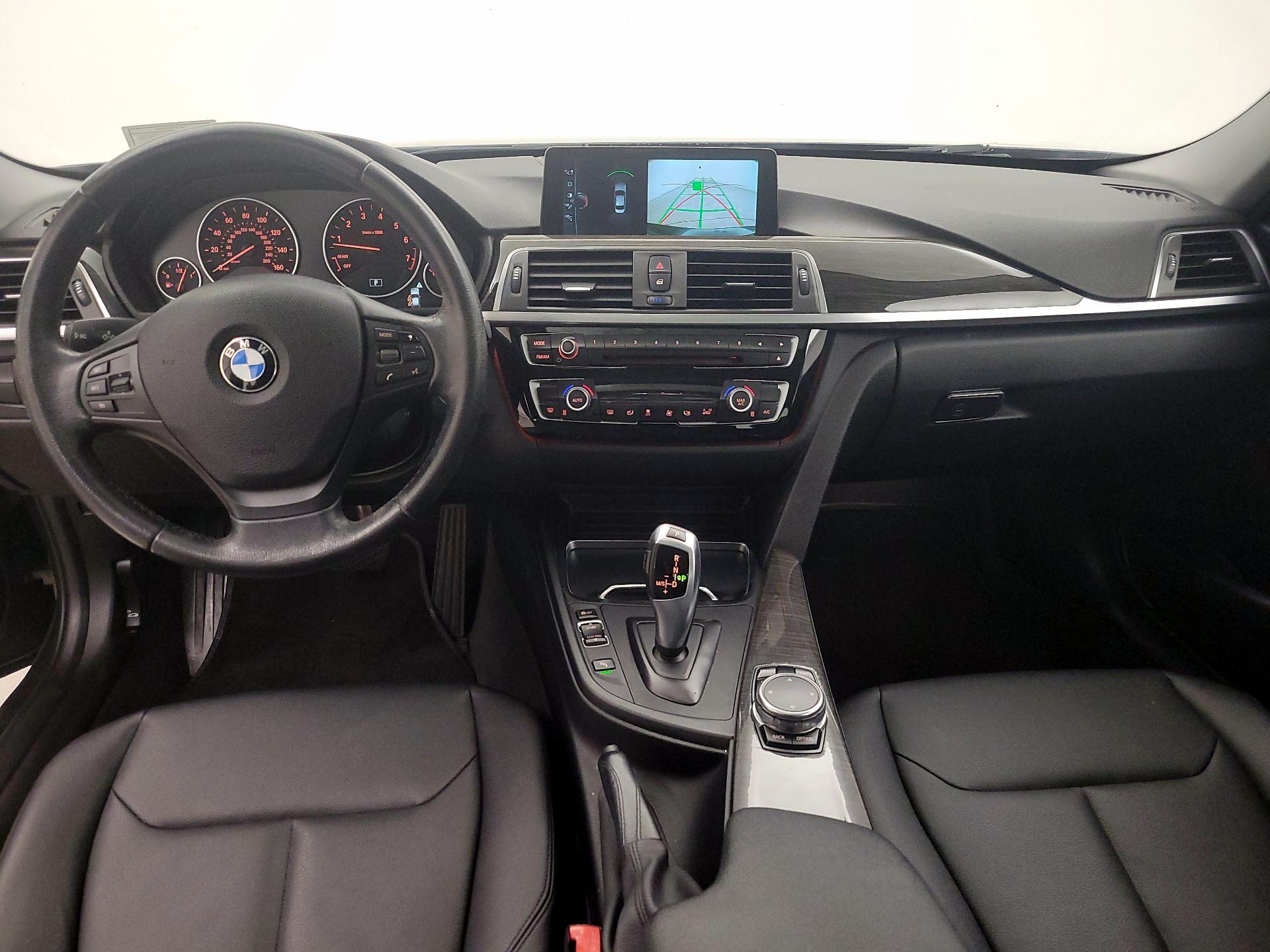 Thumbnail: 2017 BMW 3 Series - 9