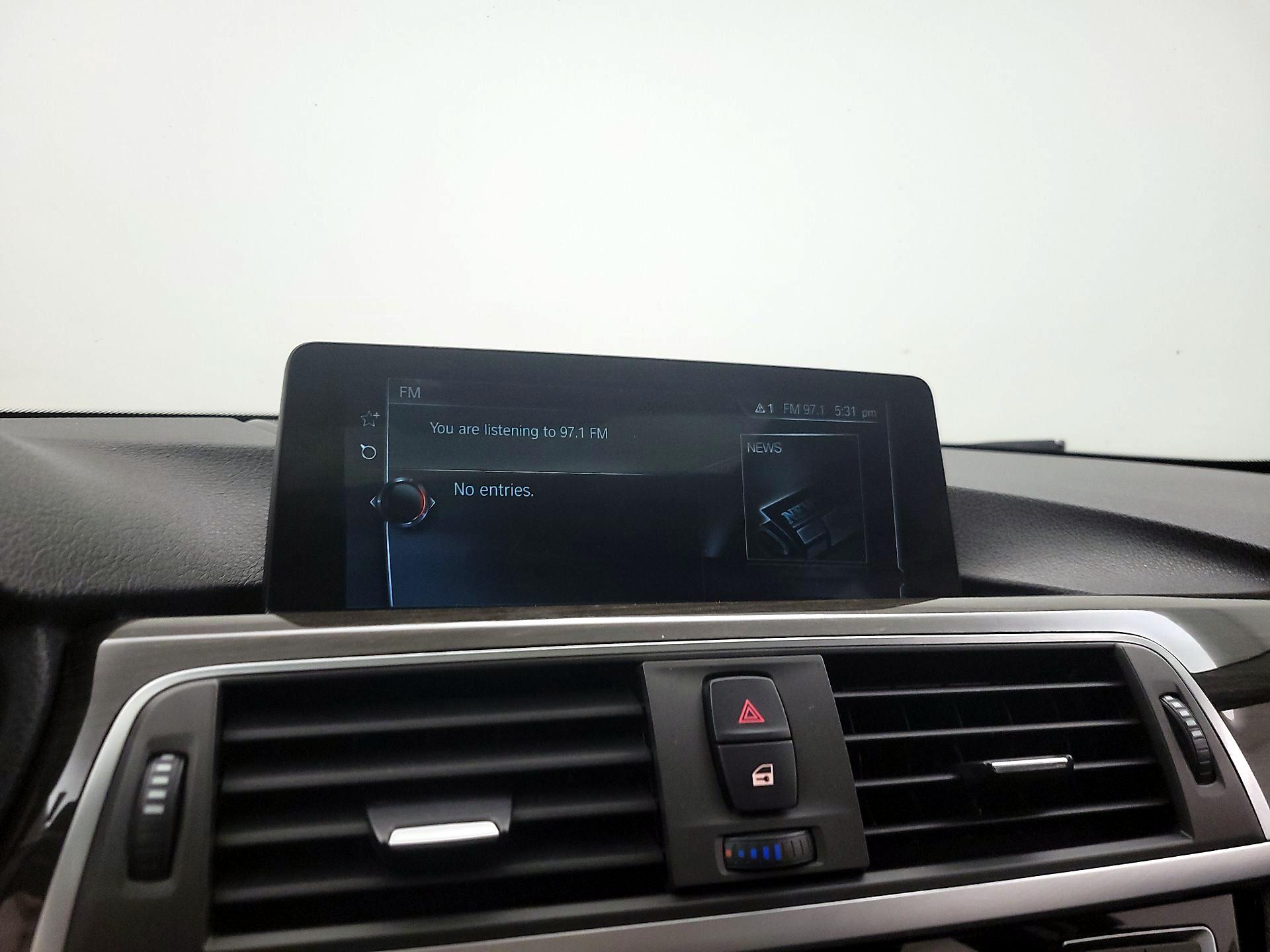 Thumbnail: 2017 BMW 3 Series - 15