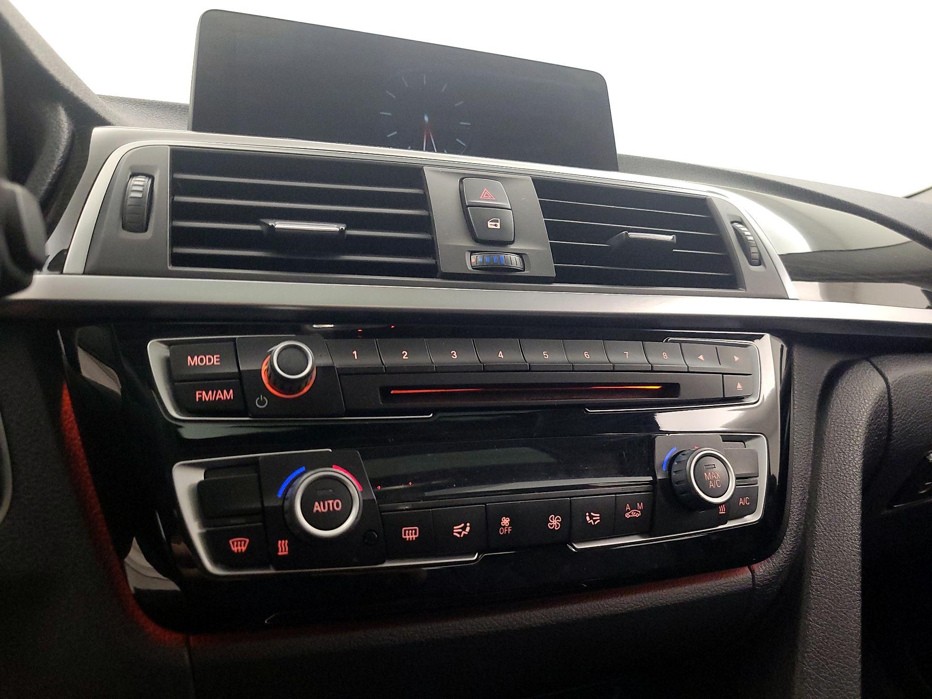 Thumbnail: 2017 BMW 3 Series - 16