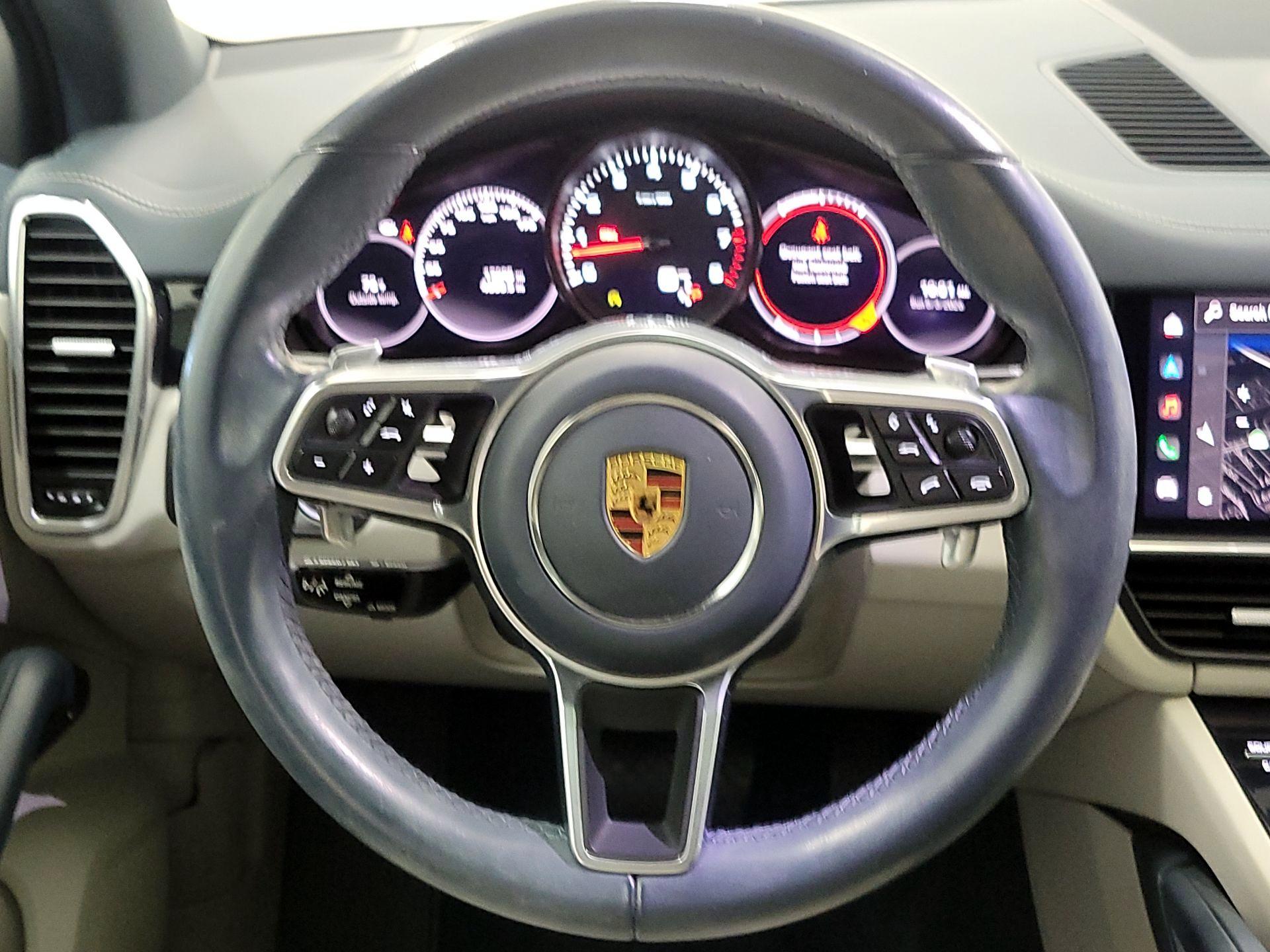 Thumbnail: 2022 Porsche Cayenne - 10