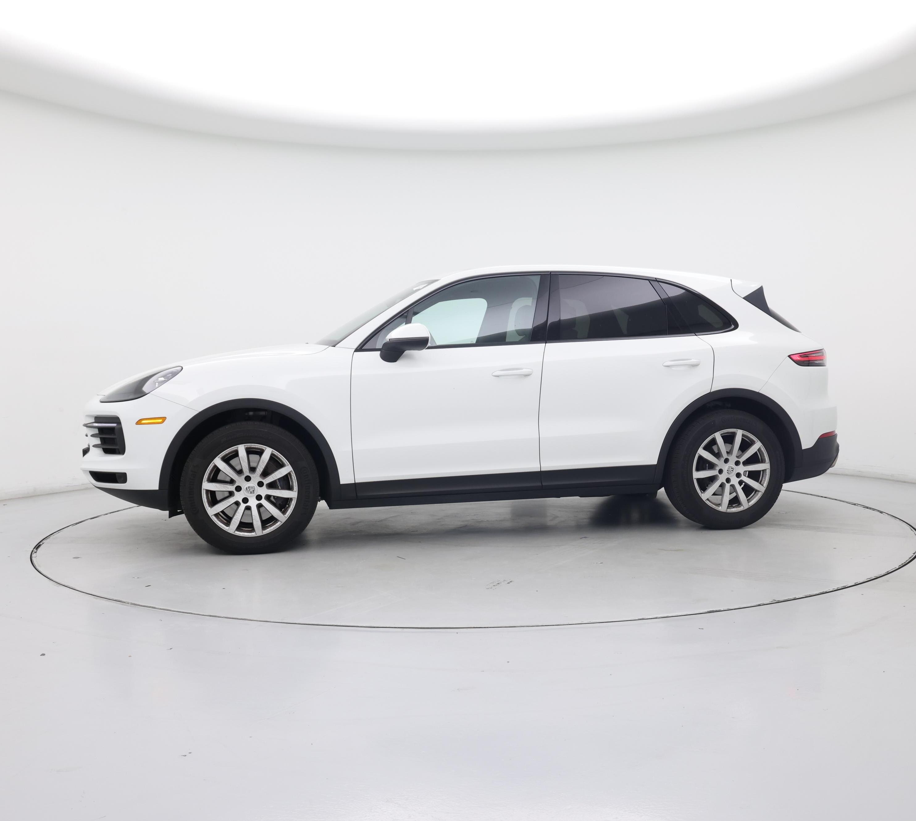 Thumbnail: 2022 Porsche Cayenne - 3