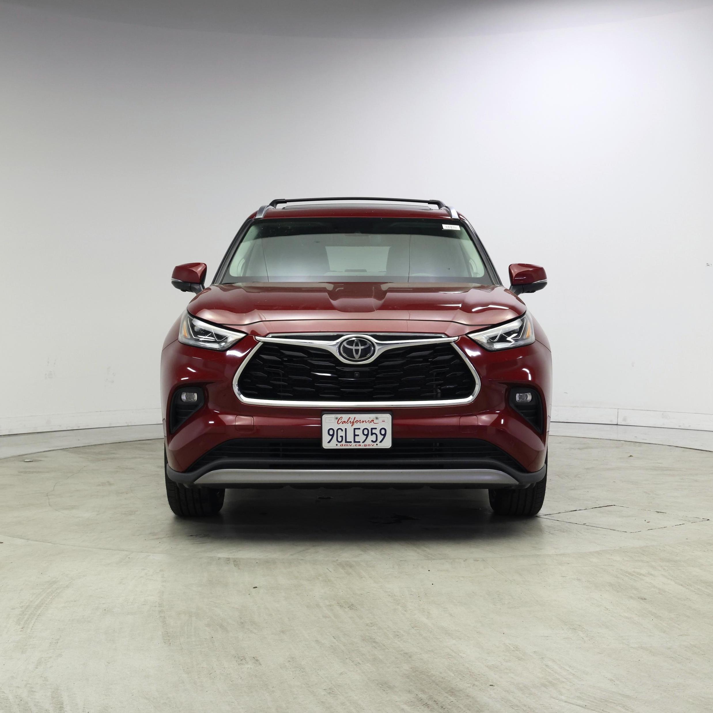 Thumbnail: 2023 Toyota Highlander - 5