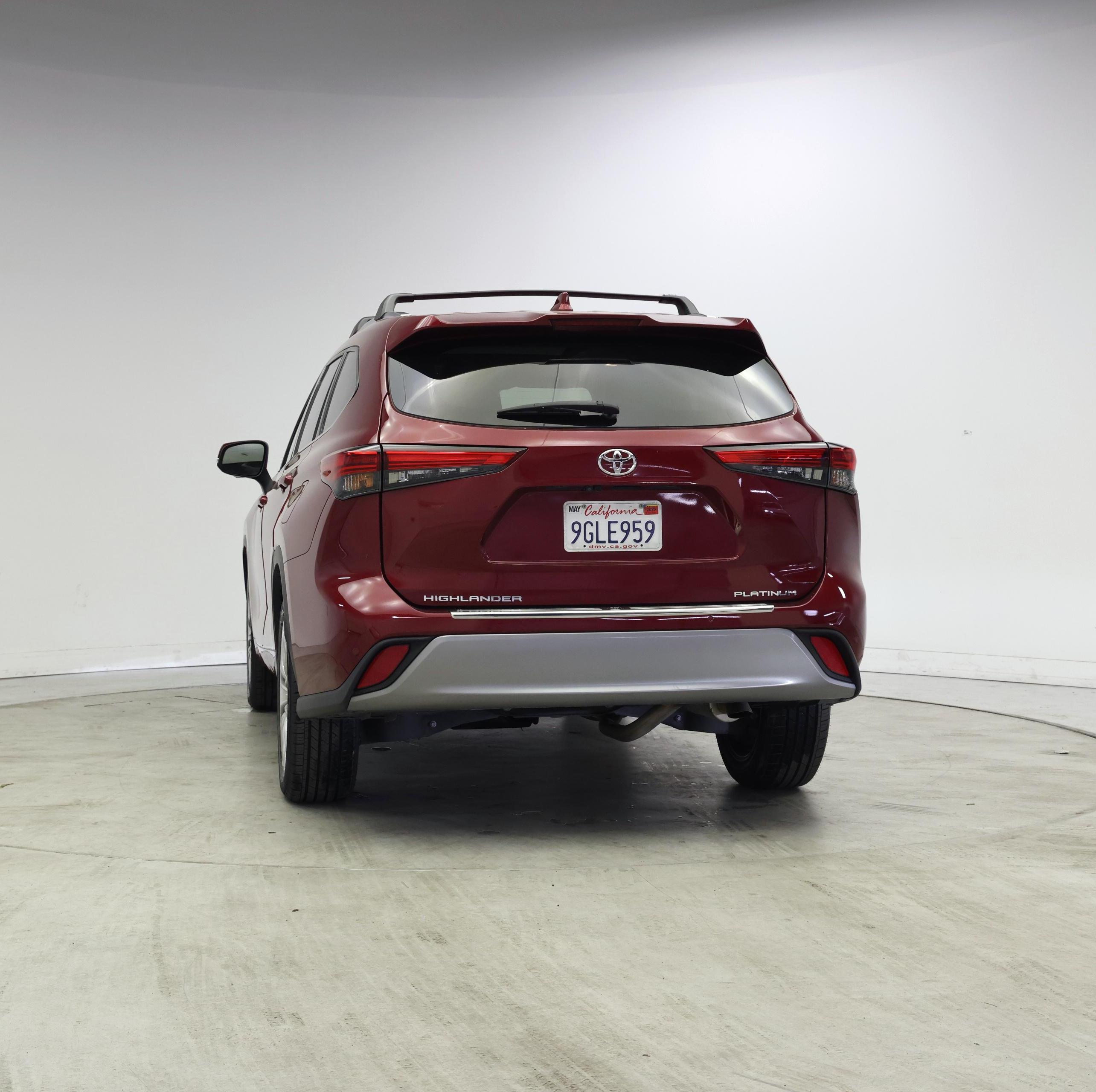 Thumbnail: 2023 Toyota Highlander - 6