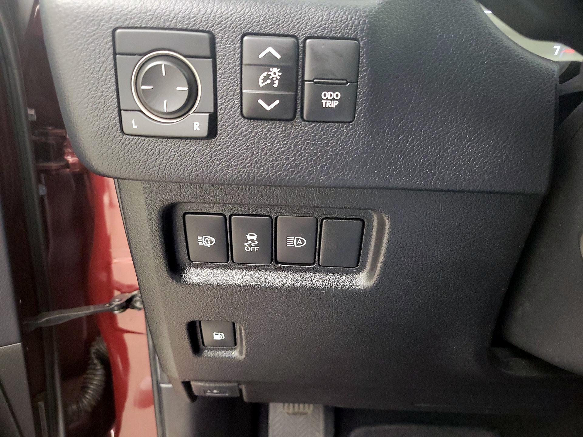 Thumbnail: 2020 Lexus GX - 13