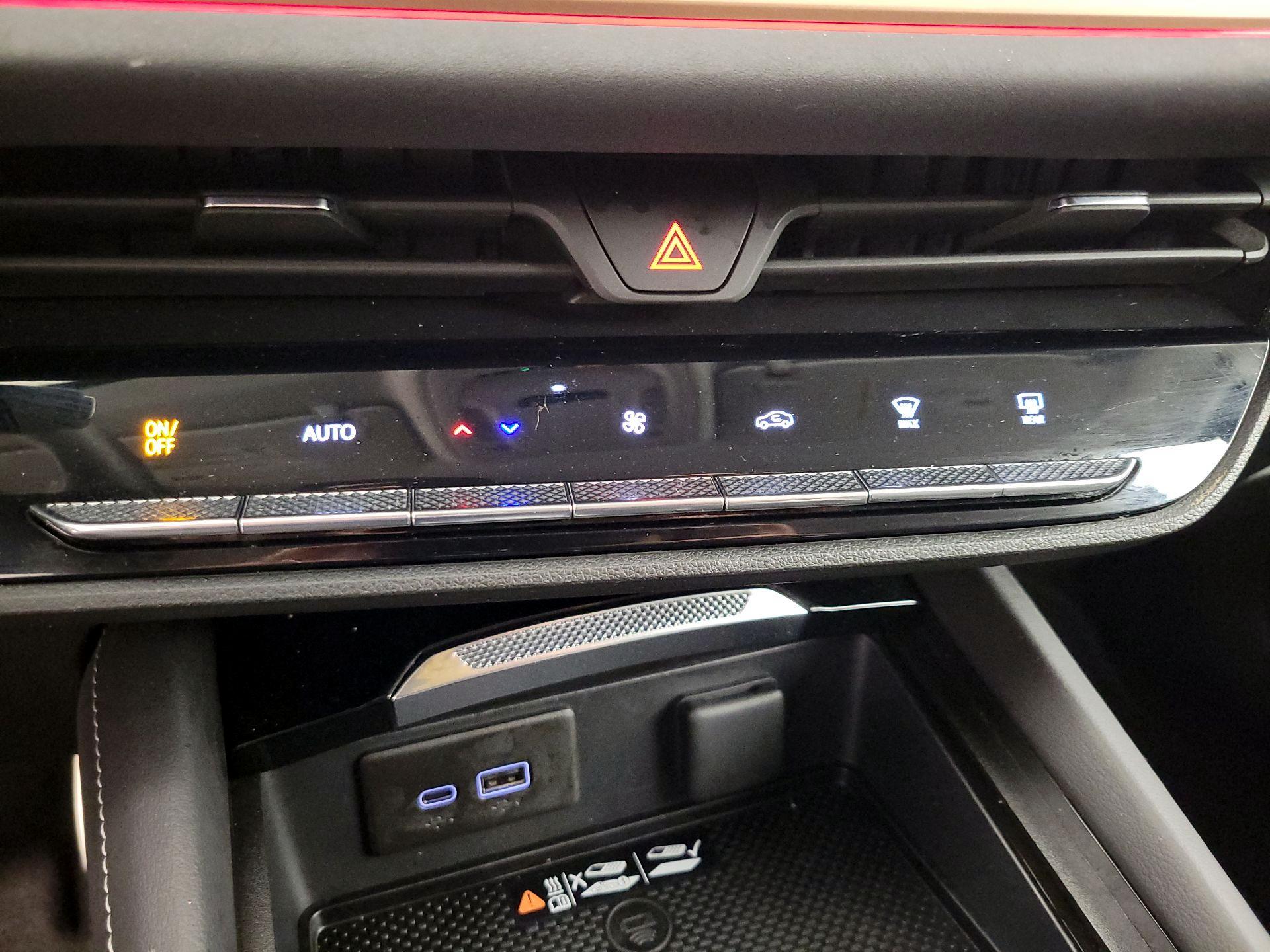 Thumbnail: 2025 Buick Envision - 17