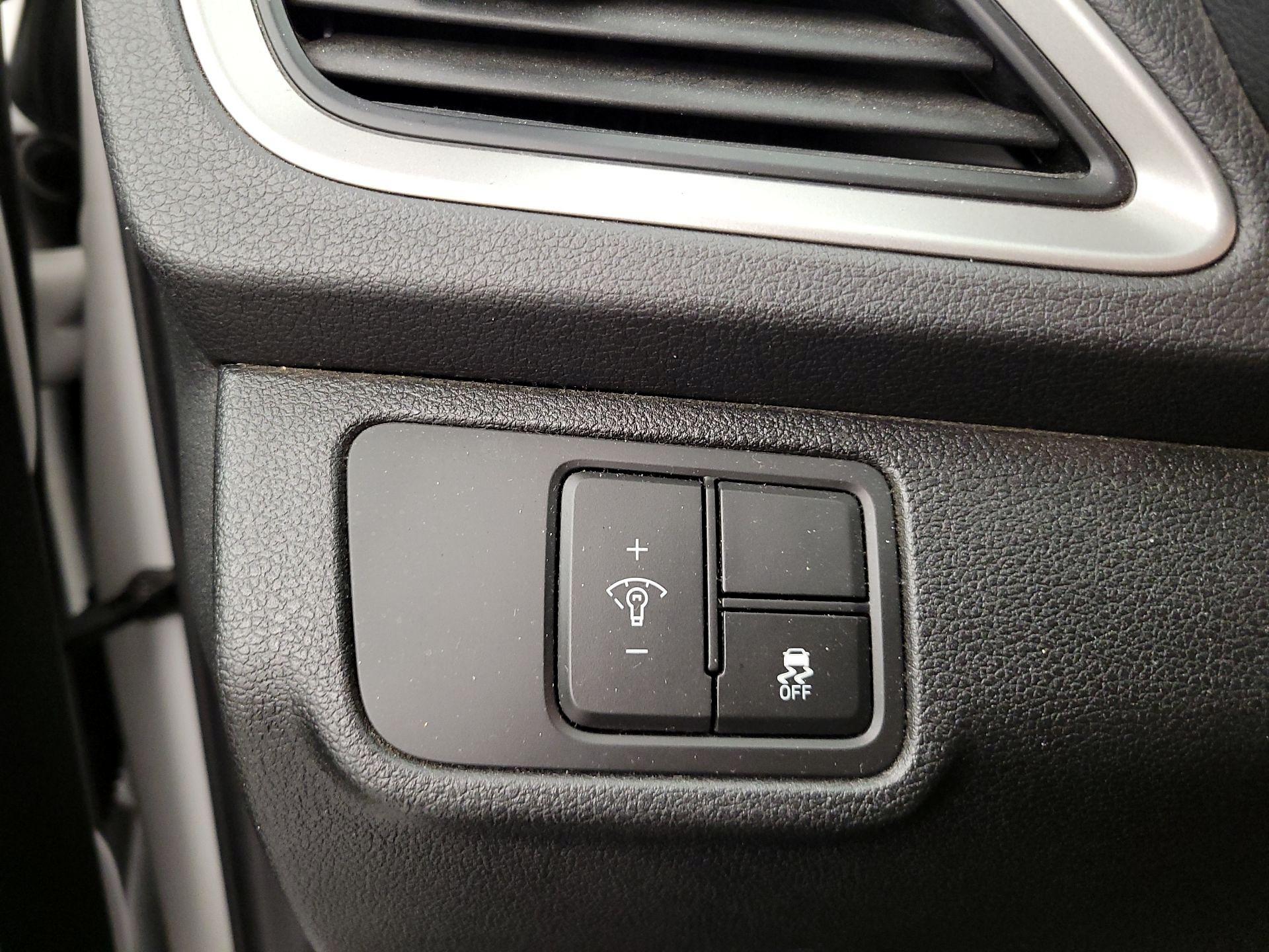 Thumbnail: 2020 Hyundai Accent - 13