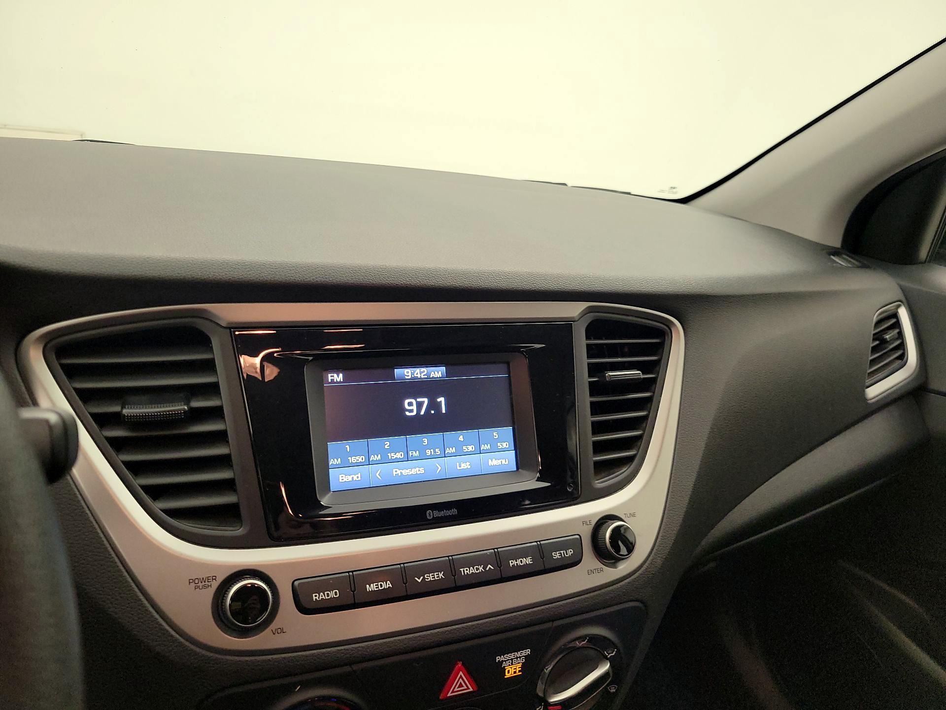 Thumbnail: 2020 Hyundai Accent - 15