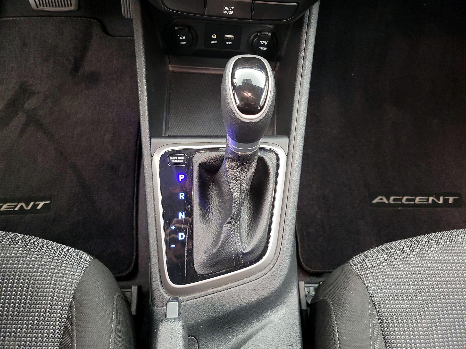 Thumbnail: 2020 Hyundai Accent - 17