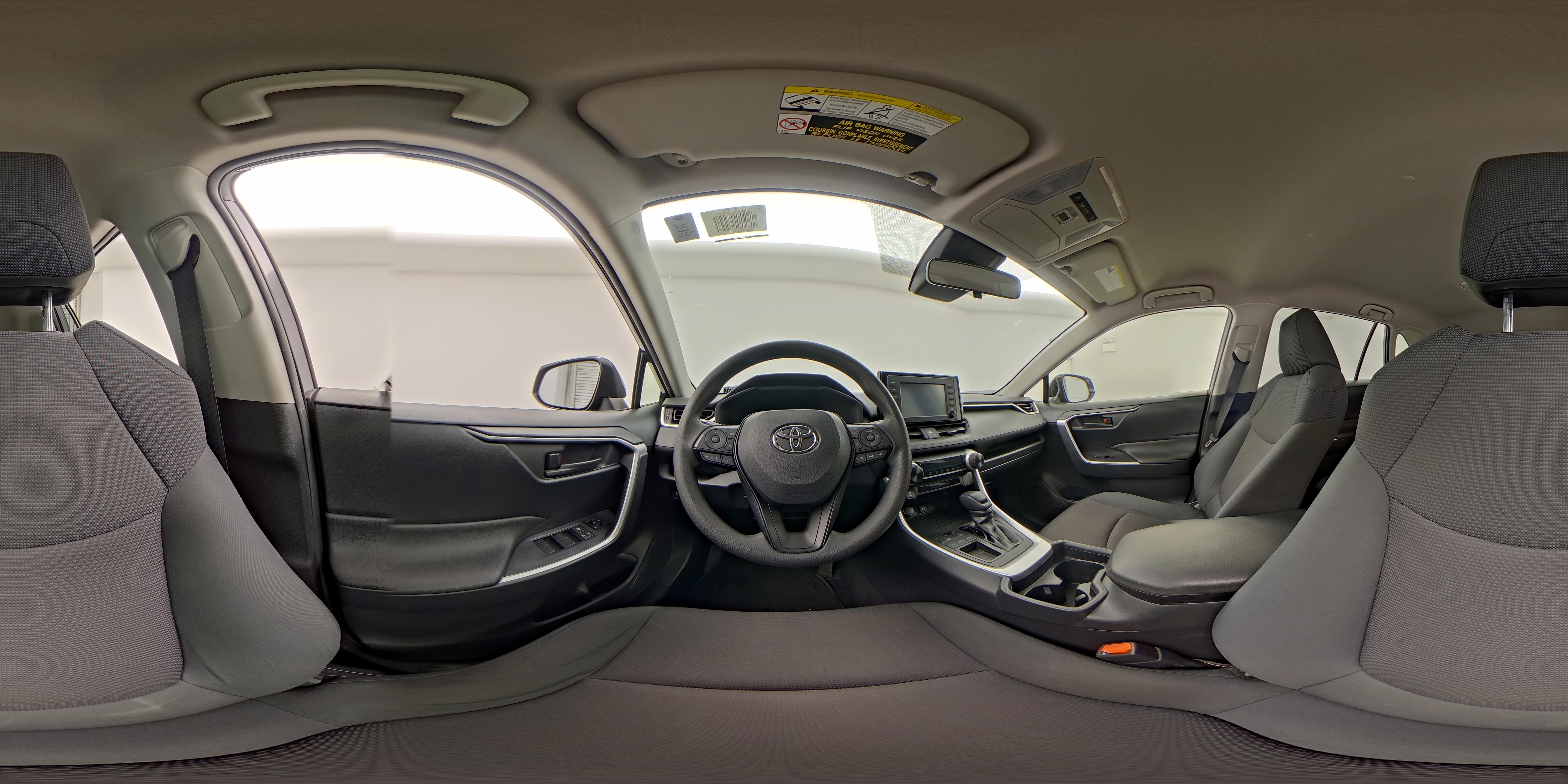 2019 Toyota RAV4 LE - Photo 26