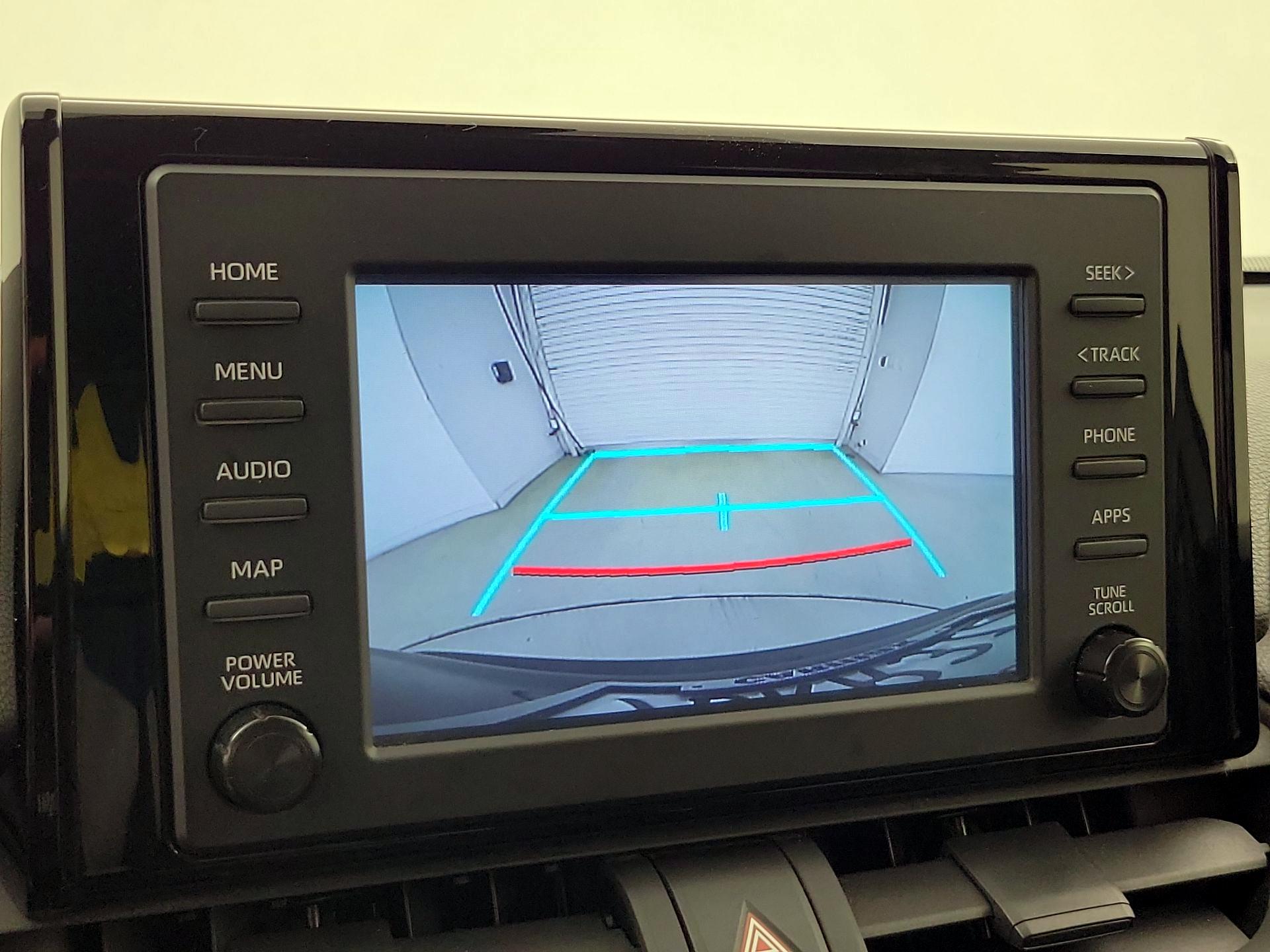 Thumbnail: 2019 Toyota RAV4 - 14
