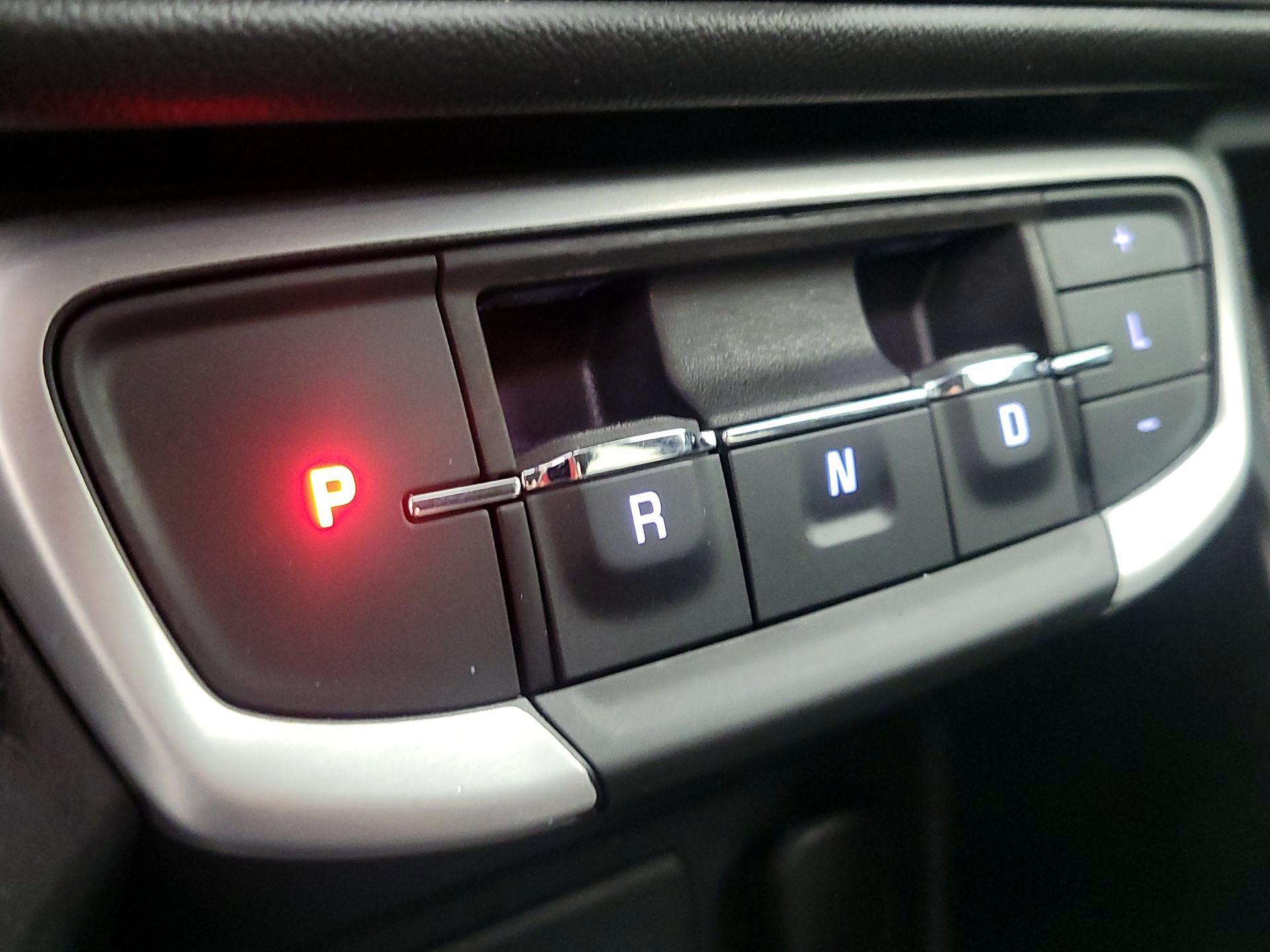 Thumbnail: 2023 GMC Terrain - 16