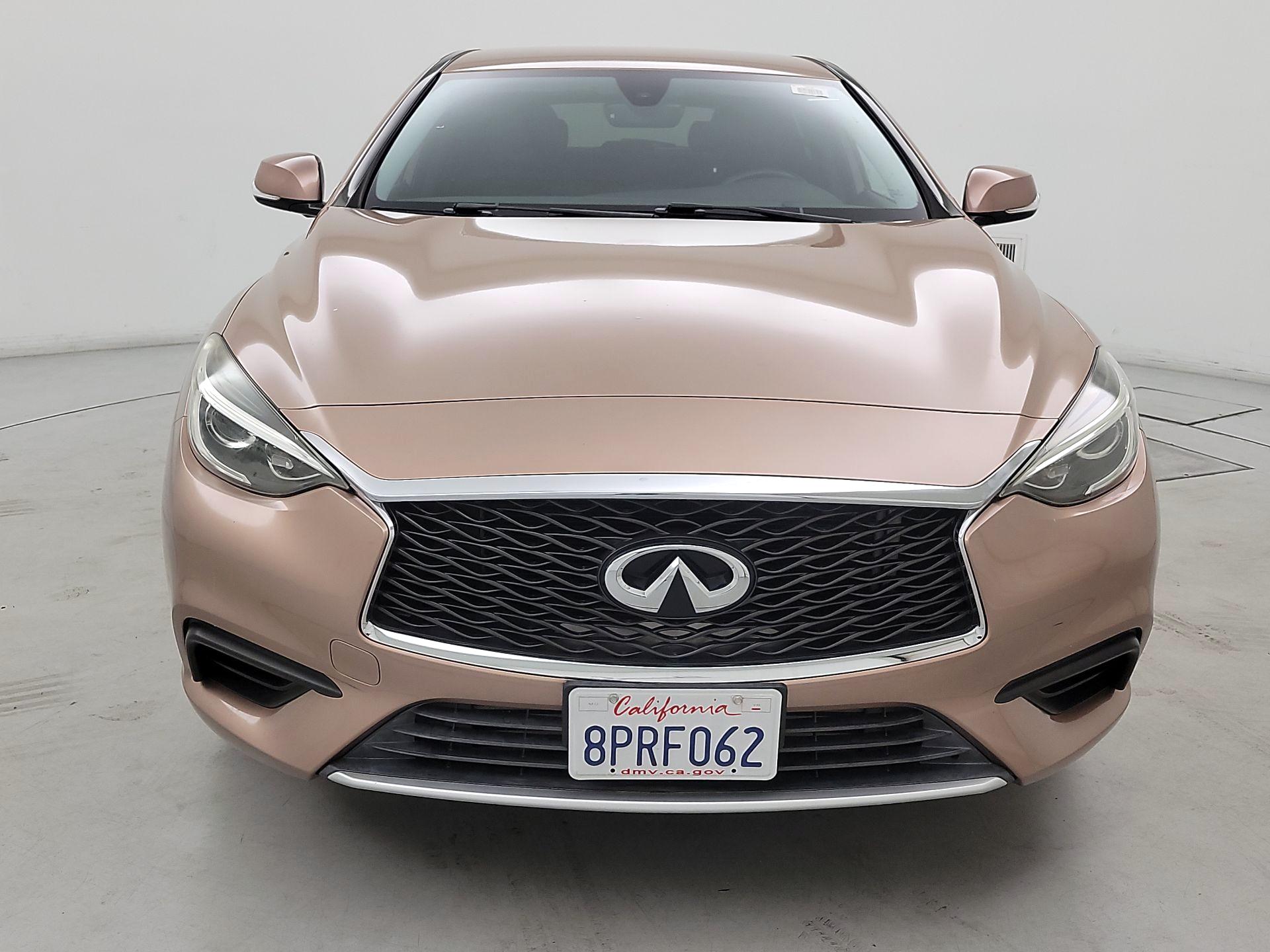 Thumbnail: 2017 INFINITI QX30 - 2