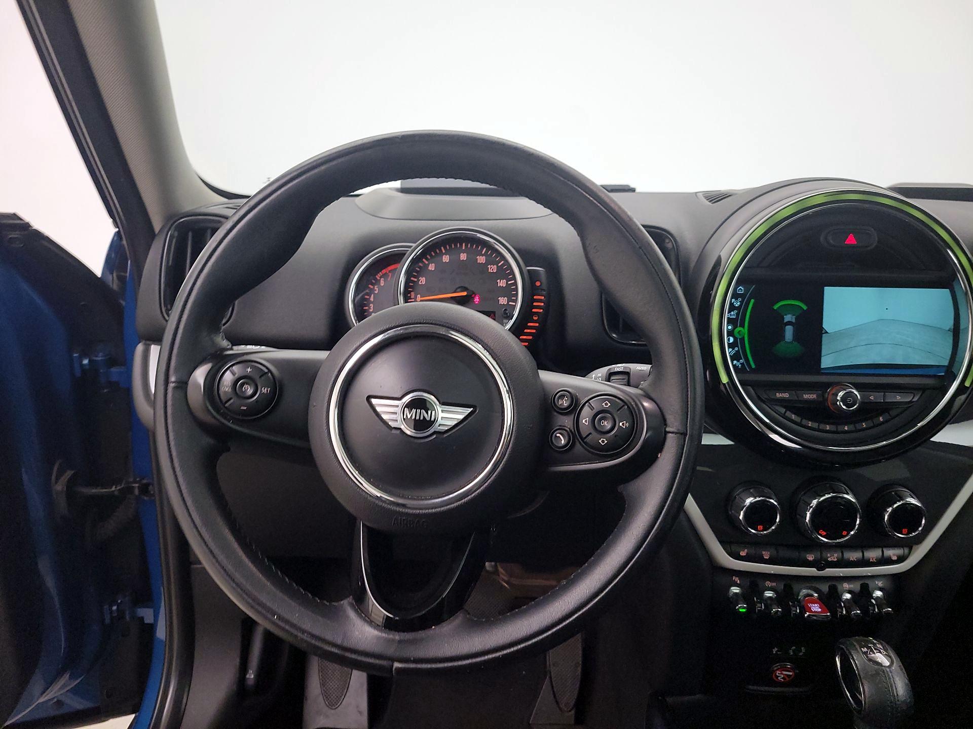 Thumbnail: 2017 MINI Cooper Countryman - 10