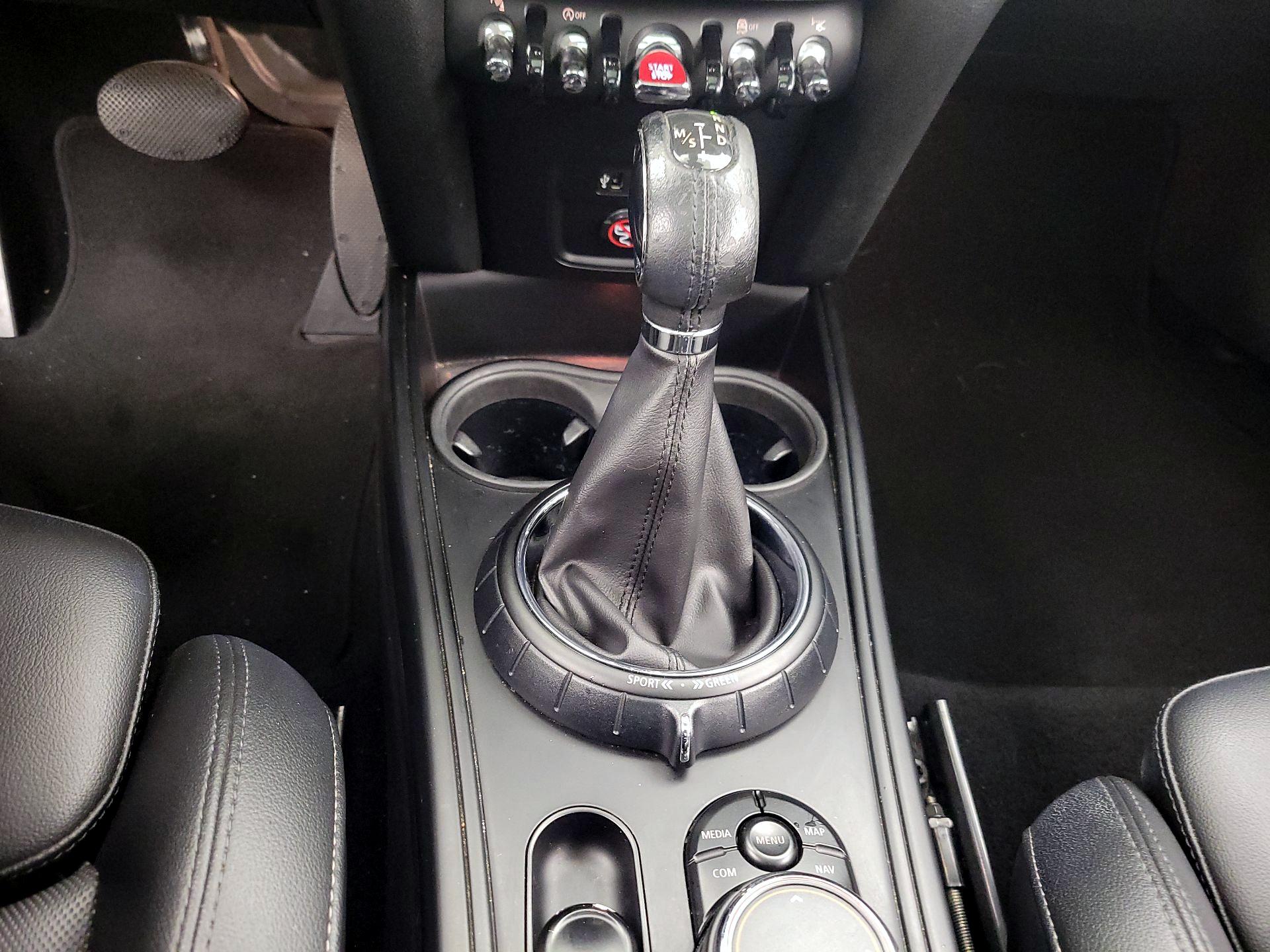 Thumbnail: 2017 MINI Cooper Countryman - 17