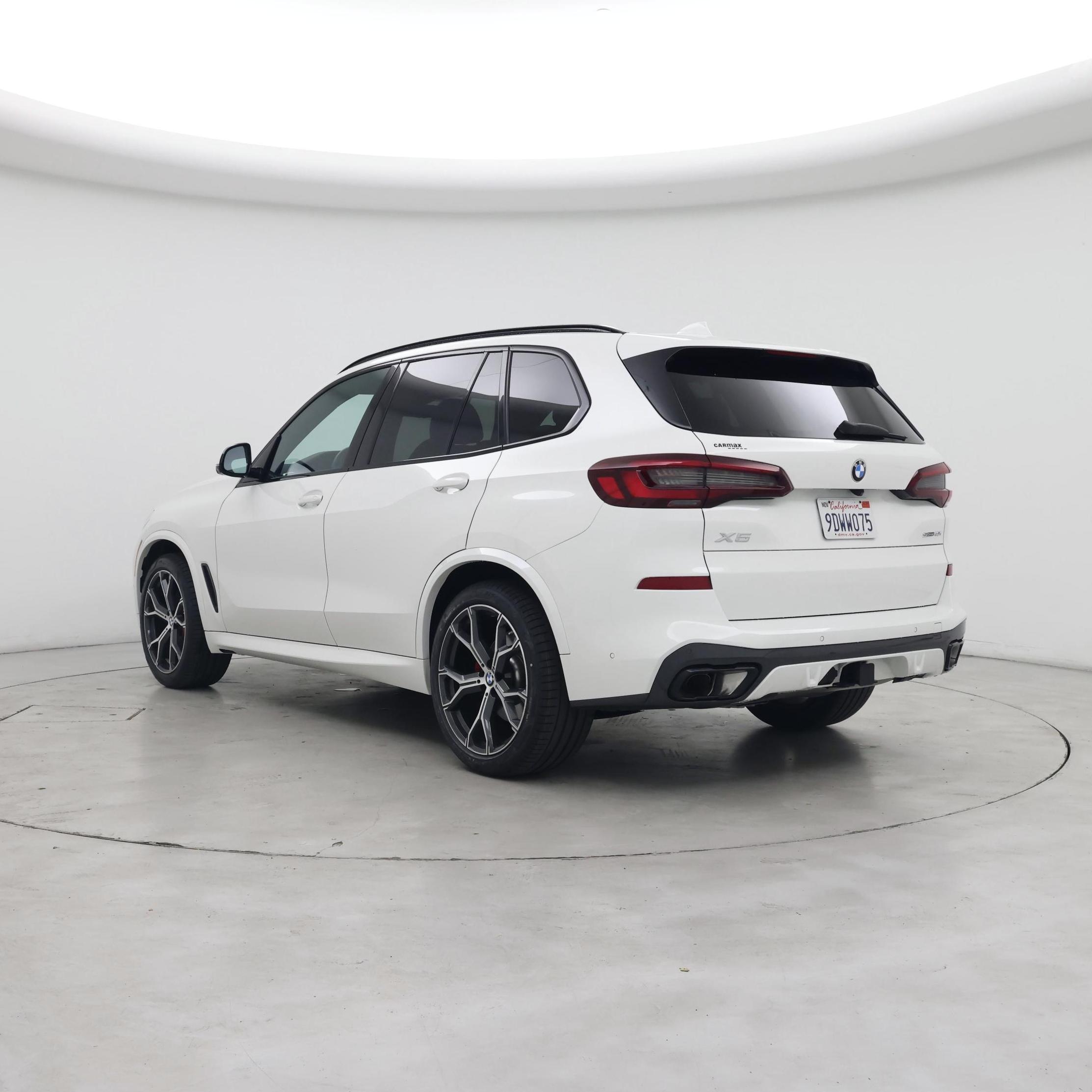 Thumbnail: 2023 BMW X5 - 2