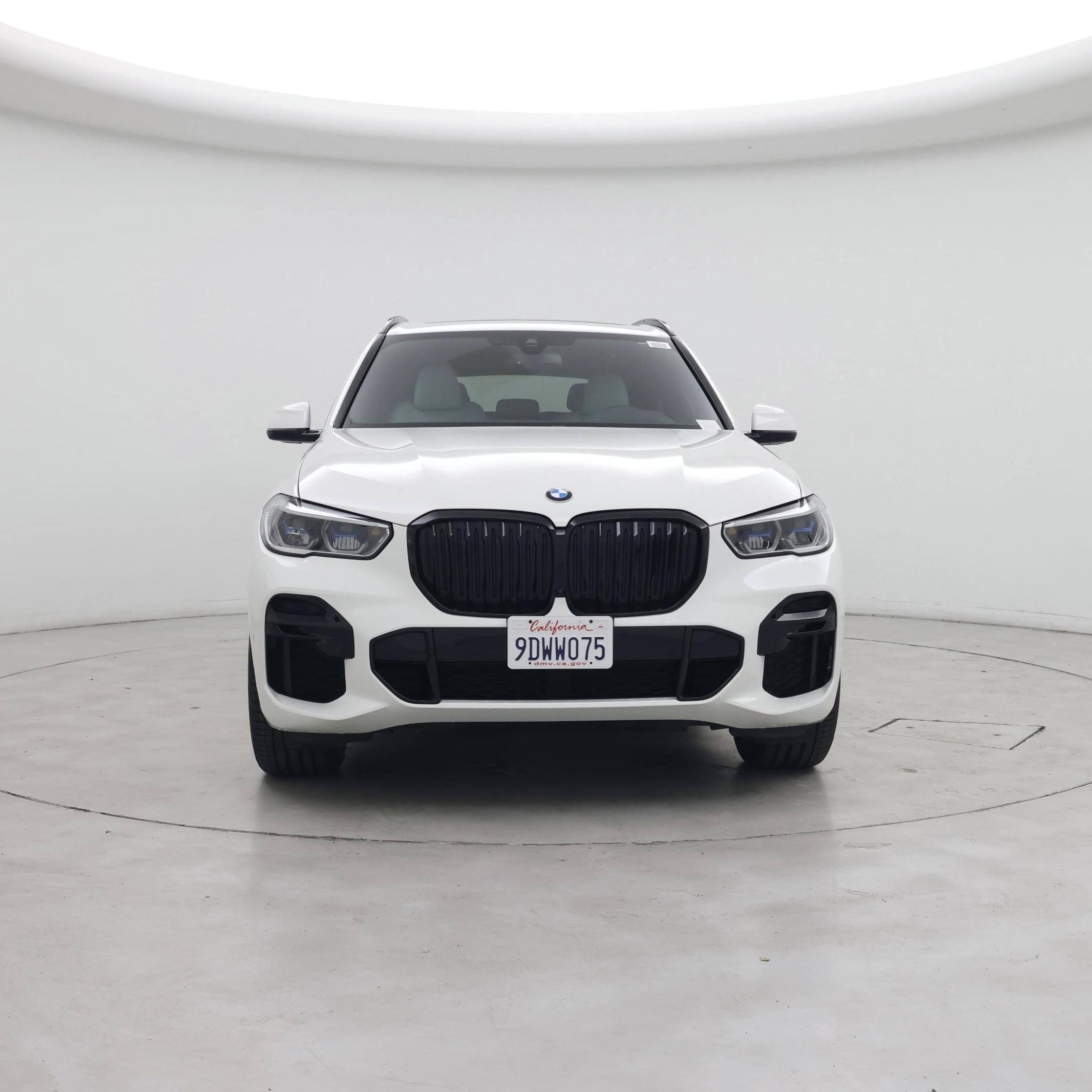 Thumbnail: 2023 BMW X5 - 5