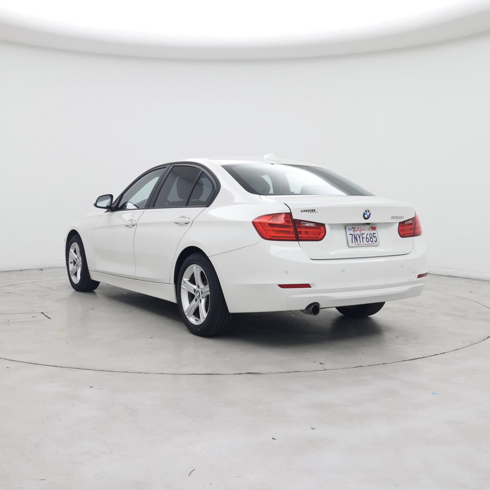 Thumbnail: 2015 BMW 3 Series - 2