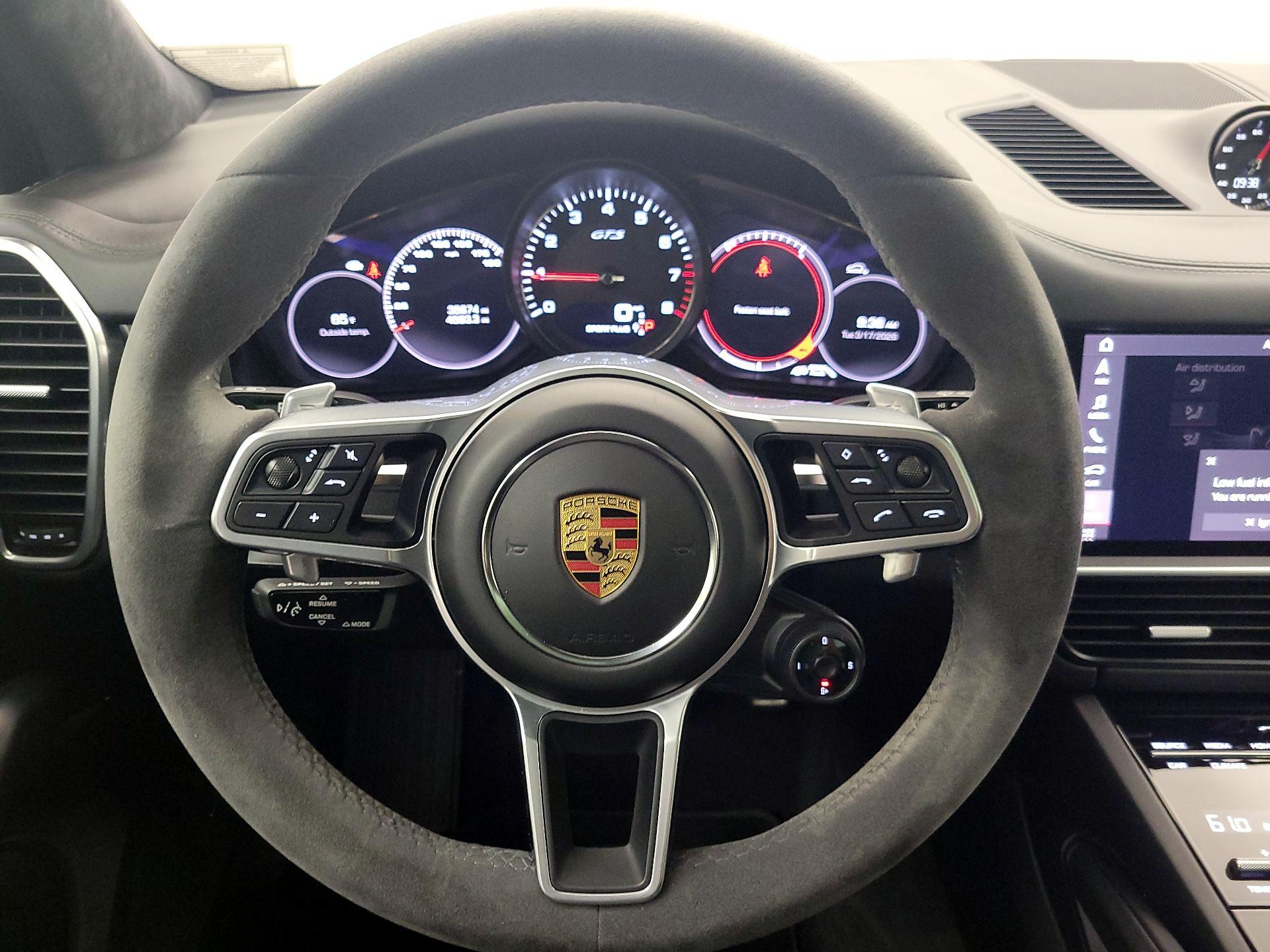 Thumbnail: 2021 Porsche Cayenne - 10