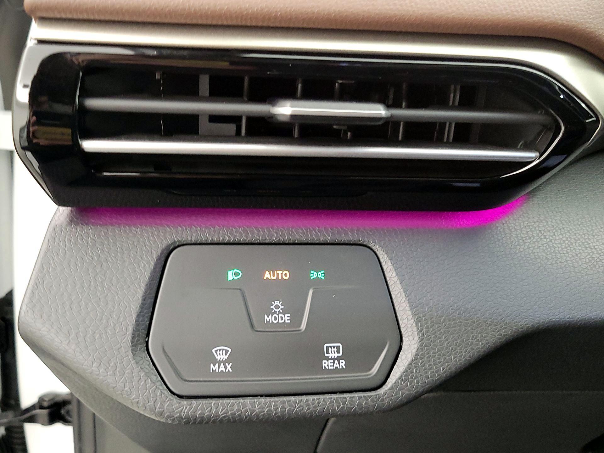 Thumbnail: 2023 Volkswagen ID.4 - 13