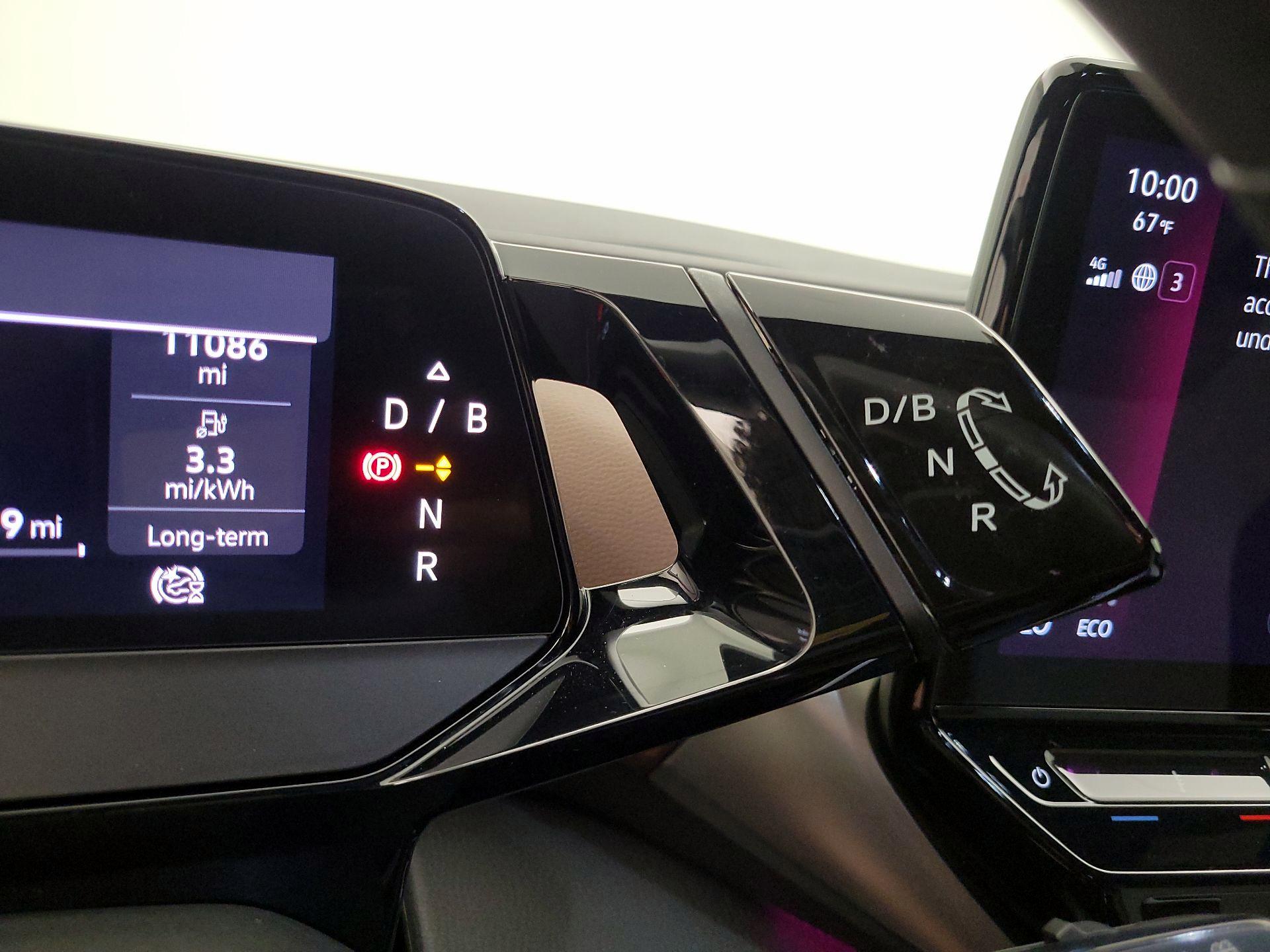 Thumbnail: 2023 Volkswagen ID.4 - 18