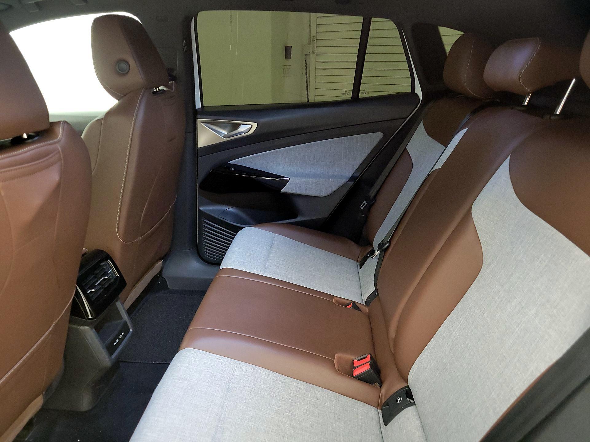 Thumbnail: 2023 Volkswagen ID.4 - 19