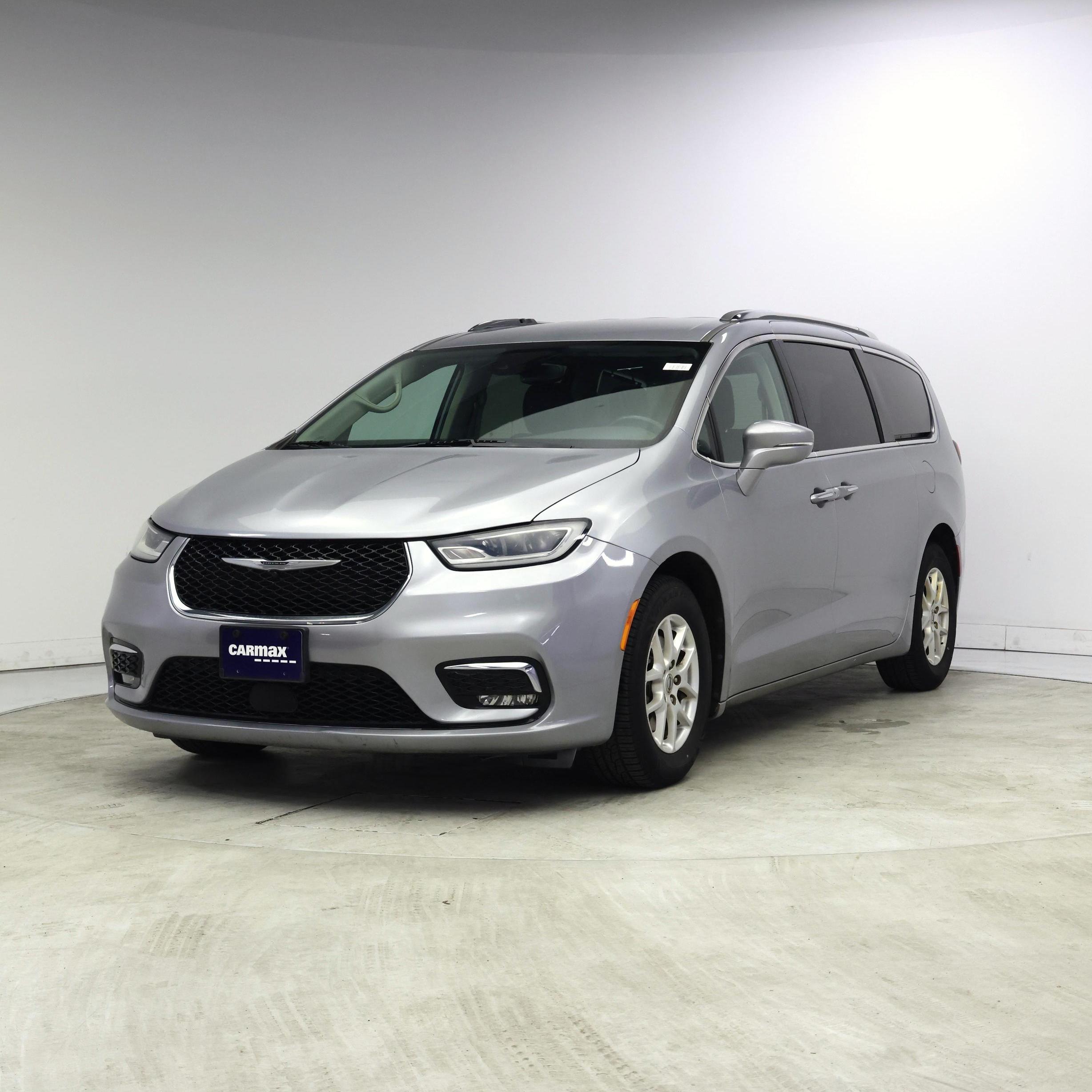 Thumbnail: 2021 Chrysler Pacifica - 4