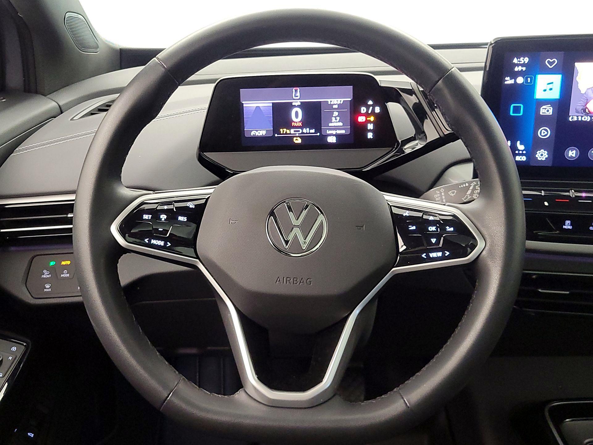 Thumbnail: 2023 Volkswagen ID.4 - 10