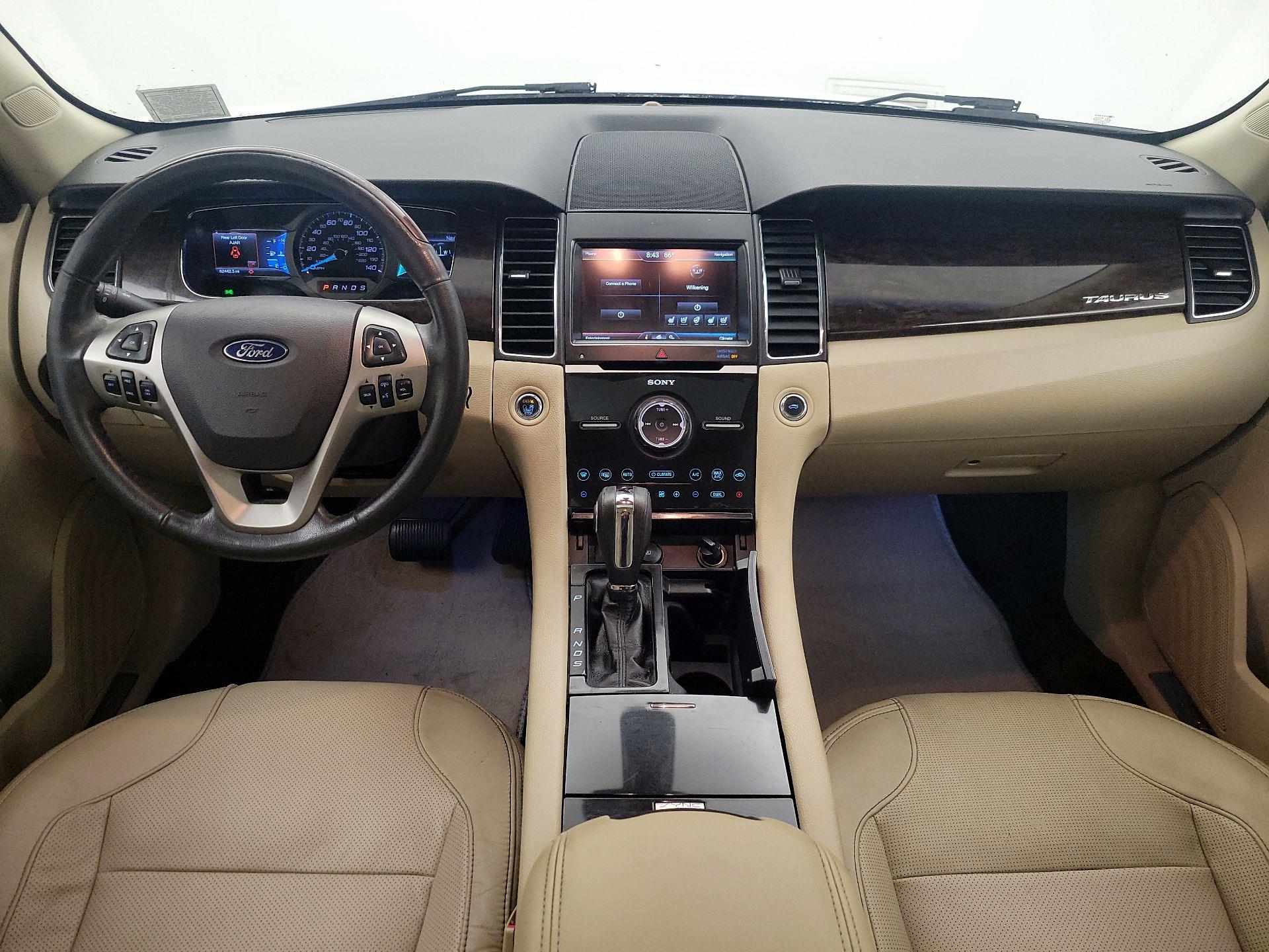 Thumbnail: 2014 Ford Taurus - 9