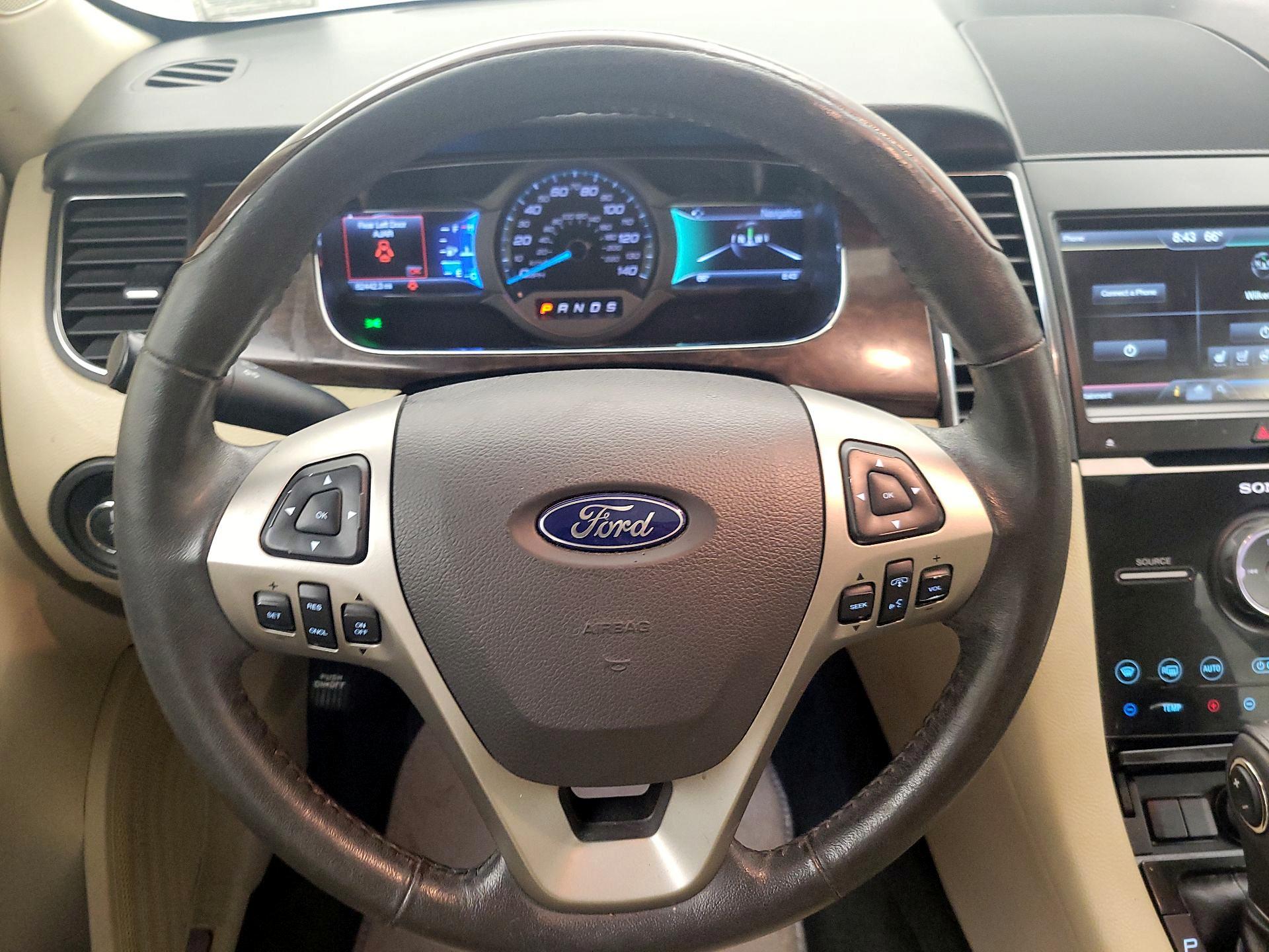 Thumbnail: 2014 Ford Taurus - 10