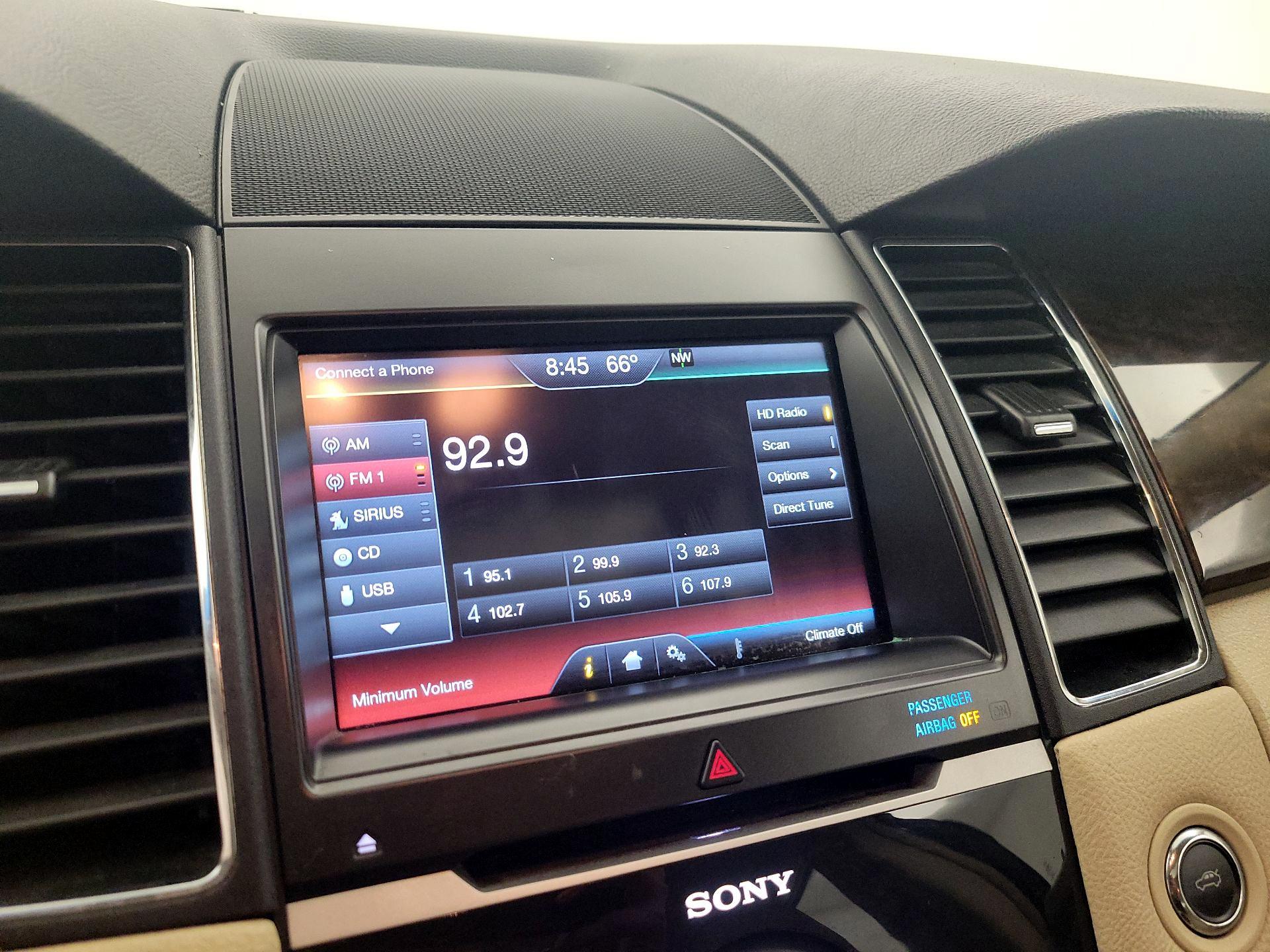 Thumbnail: 2014 Ford Taurus - 15