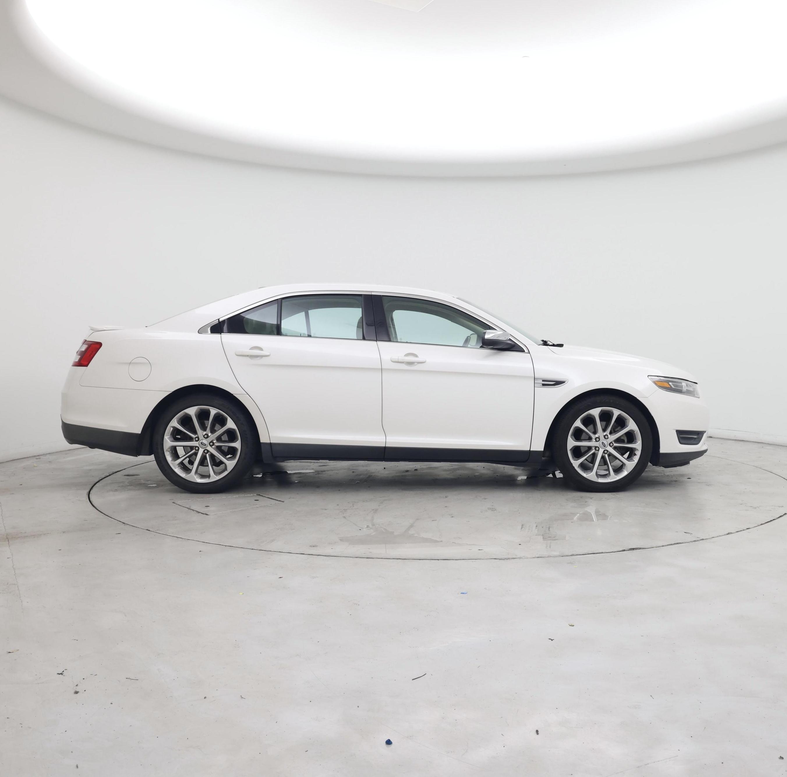 Thumbnail: 2014 Ford Taurus - 7