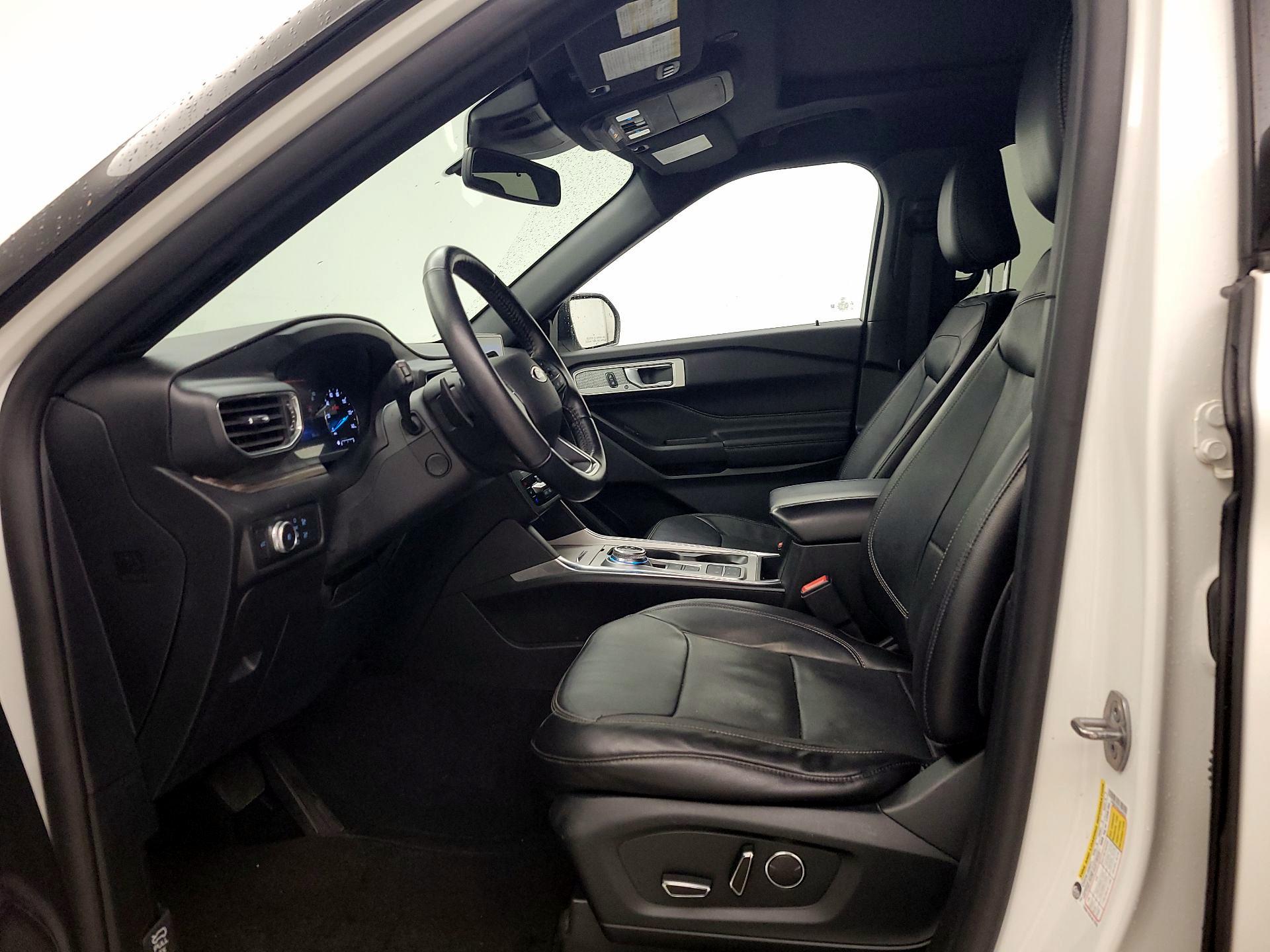 Thumbnail: 2020 Ford Explorer - 11