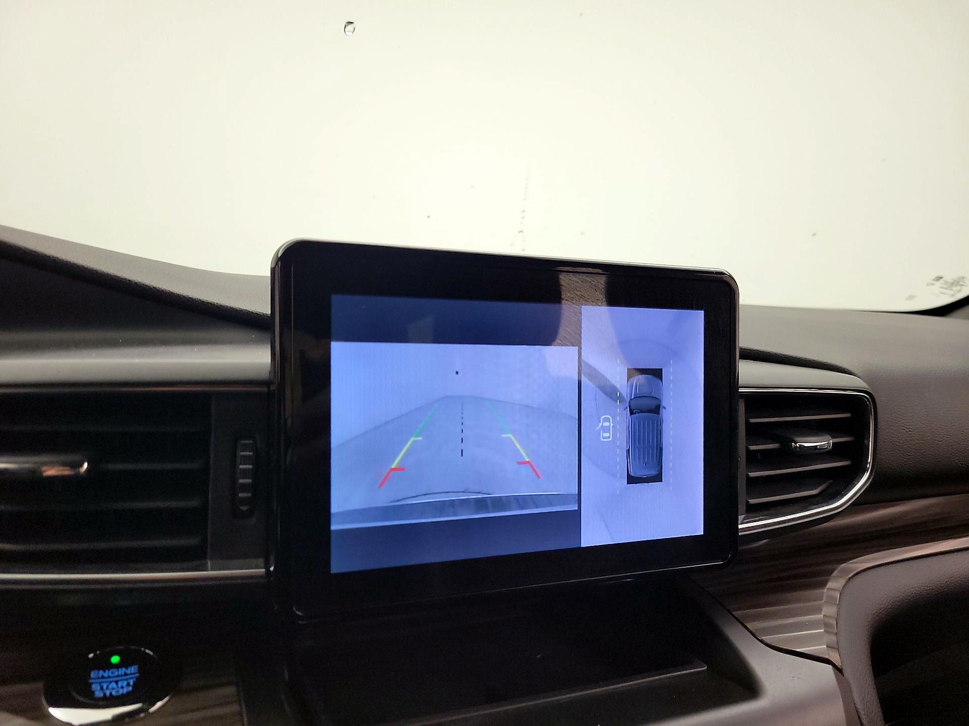 Thumbnail: 2020 Ford Explorer - 14