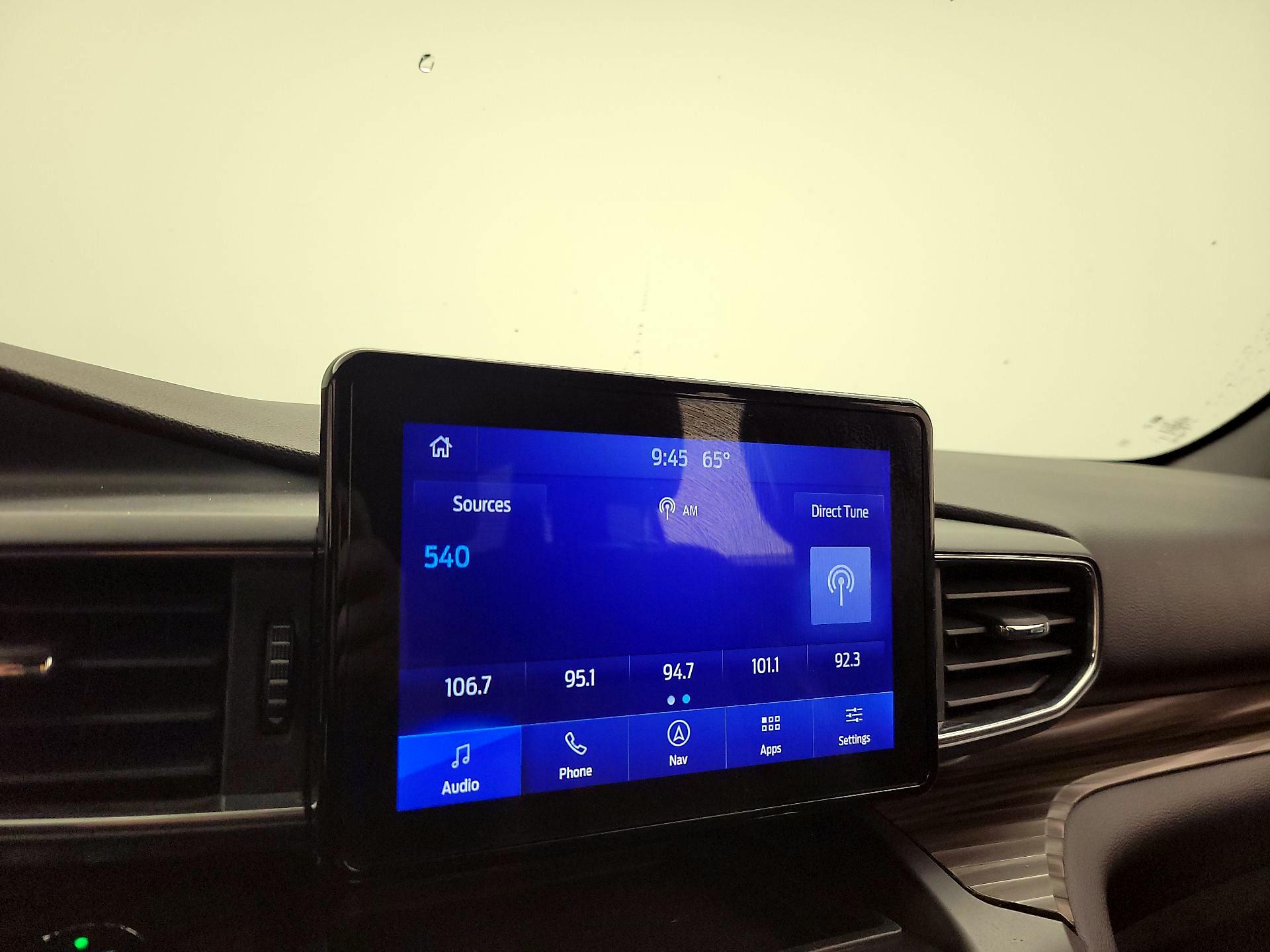 Thumbnail: 2020 Ford Explorer - 15