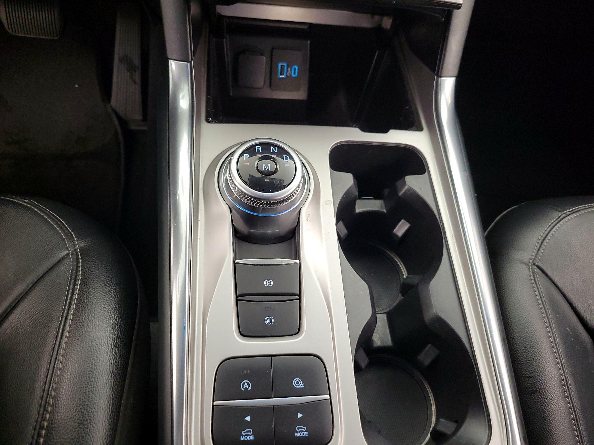 Thumbnail: 2020 Ford Explorer - 17