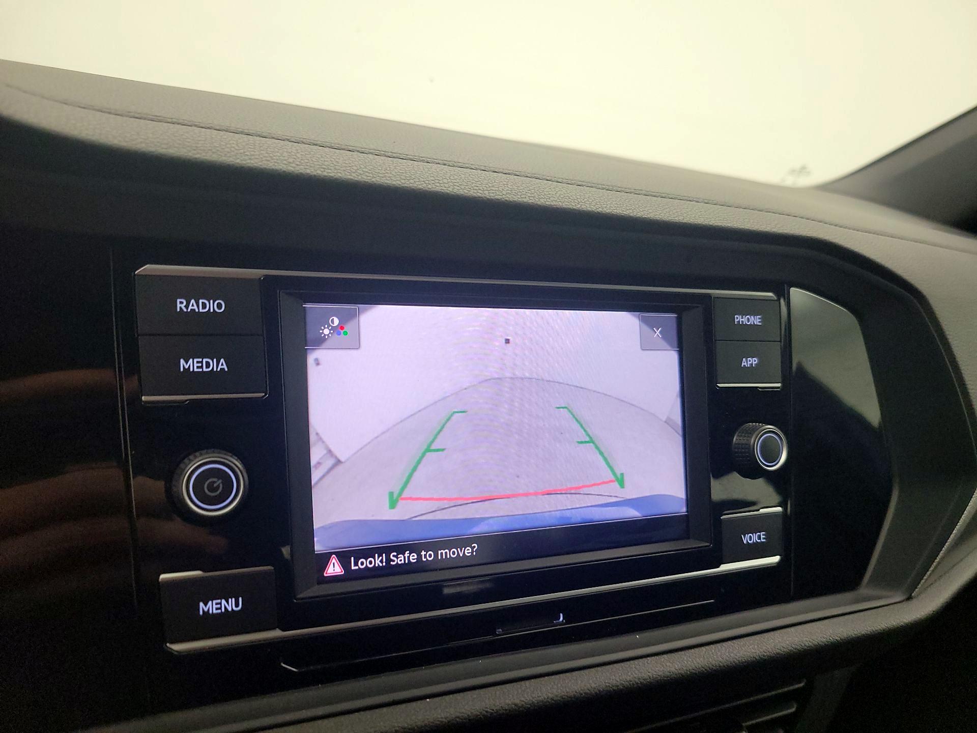 Thumbnail: 2024 Volkswagen Jetta - 14