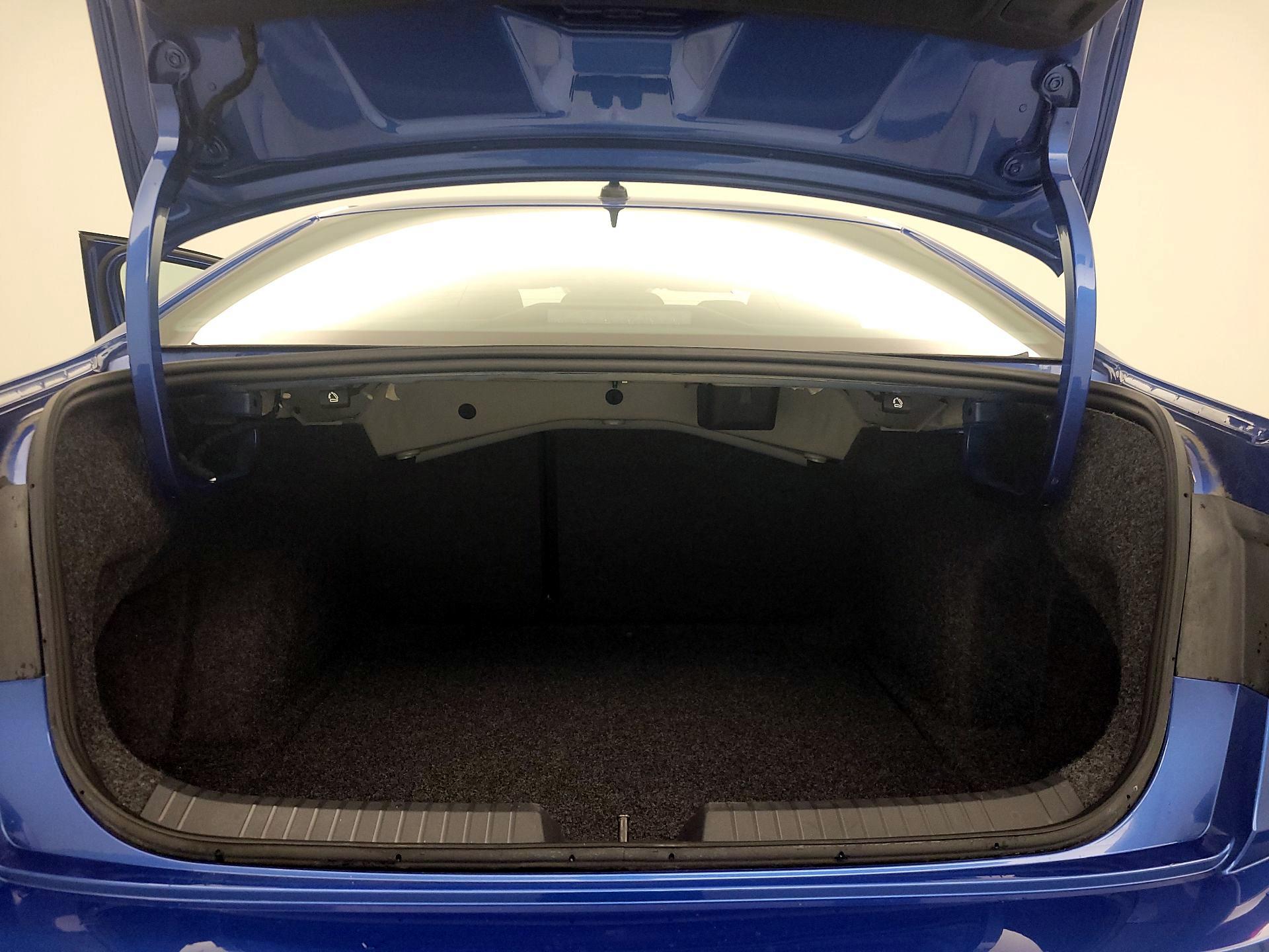 Thumbnail: 2024 Volkswagen Jetta - 20