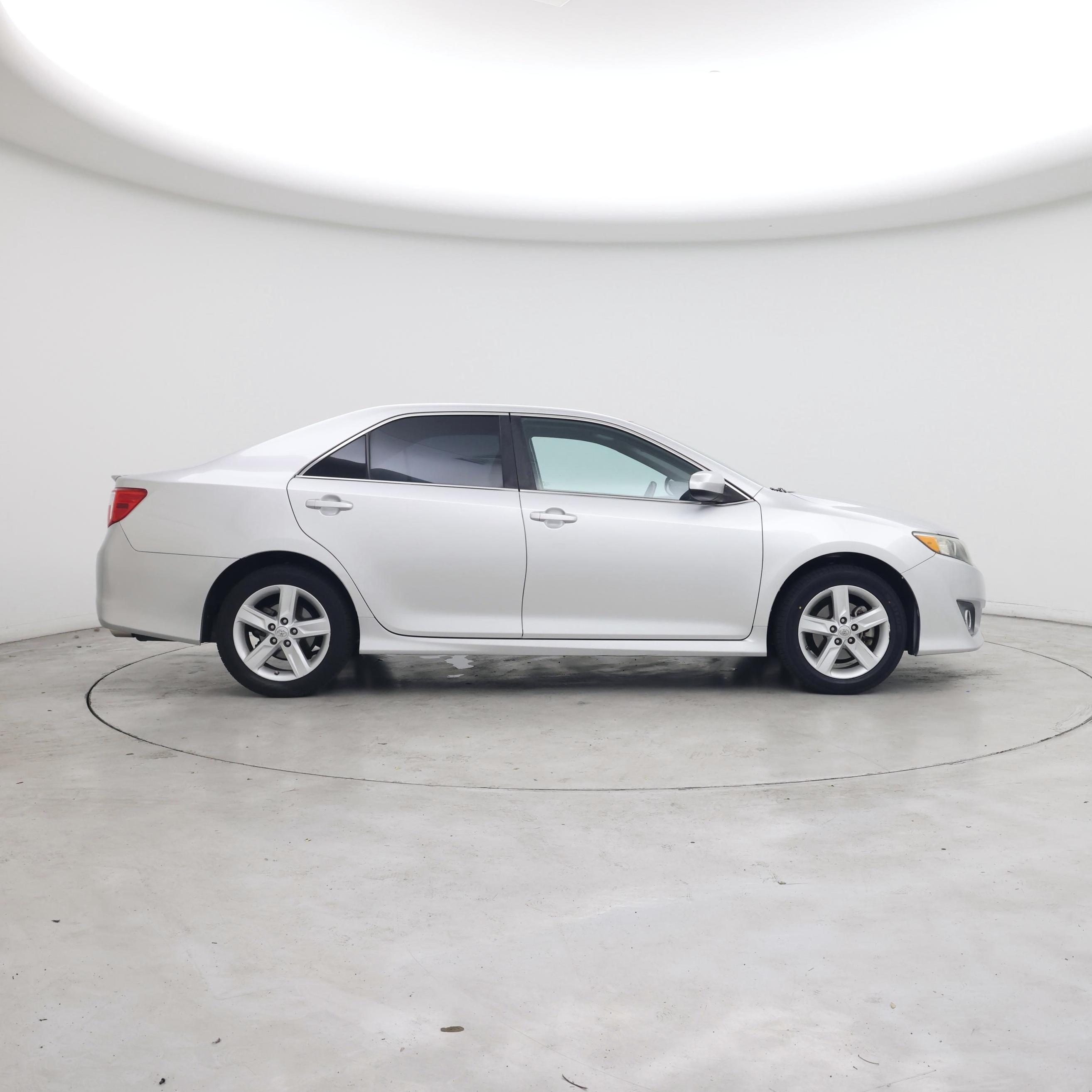 Thumbnail: 2014 Toyota Camry - 7