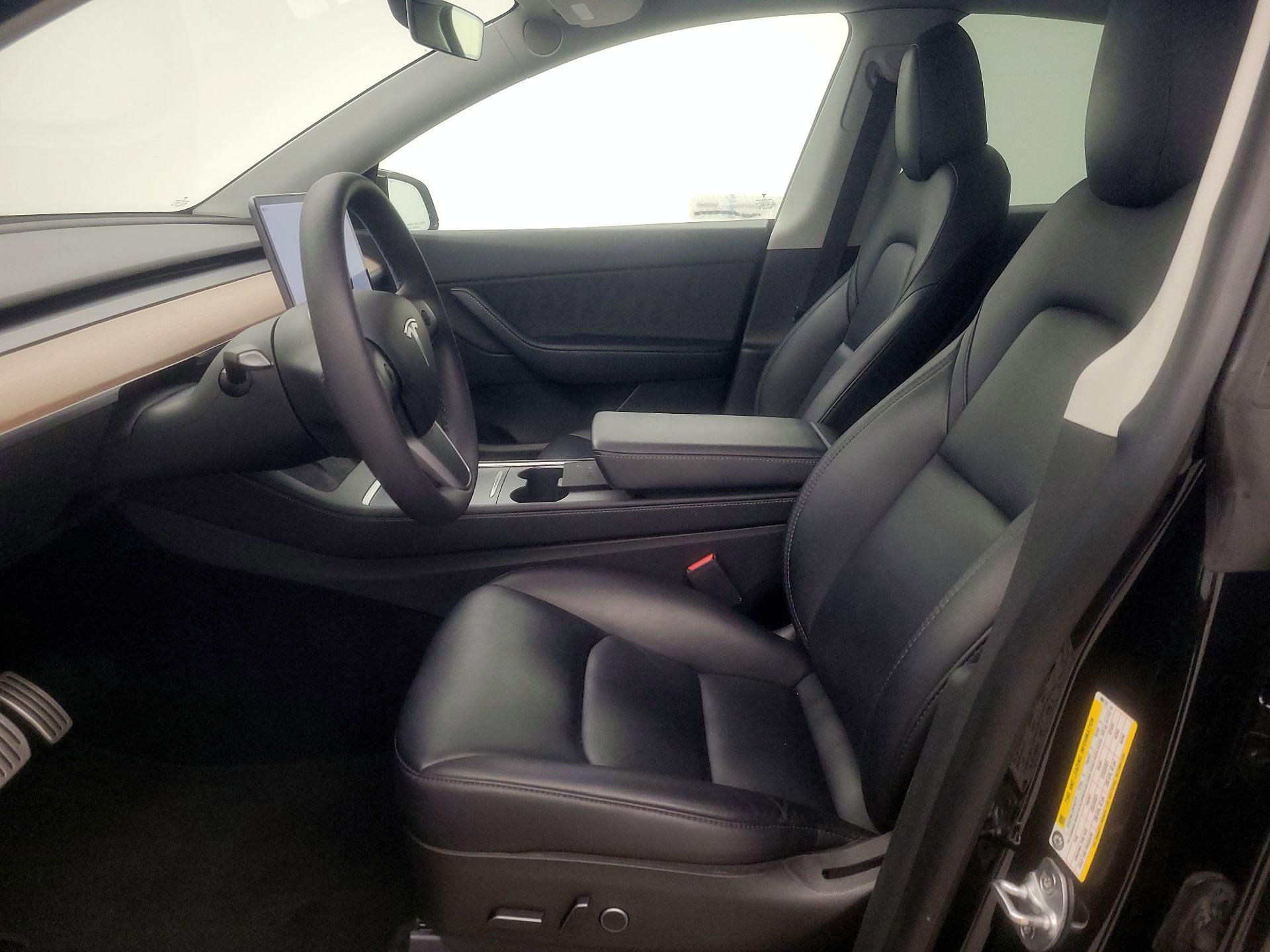 Thumbnail: 2022 Tesla Model Y - 11