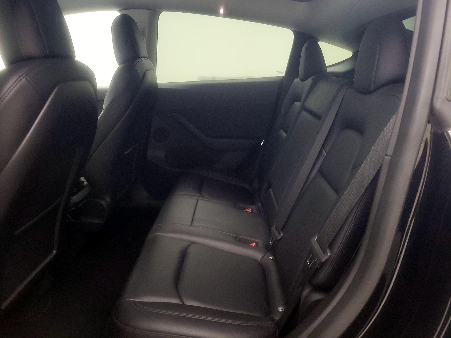 Thumbnail: 2022 Tesla Model Y - 18