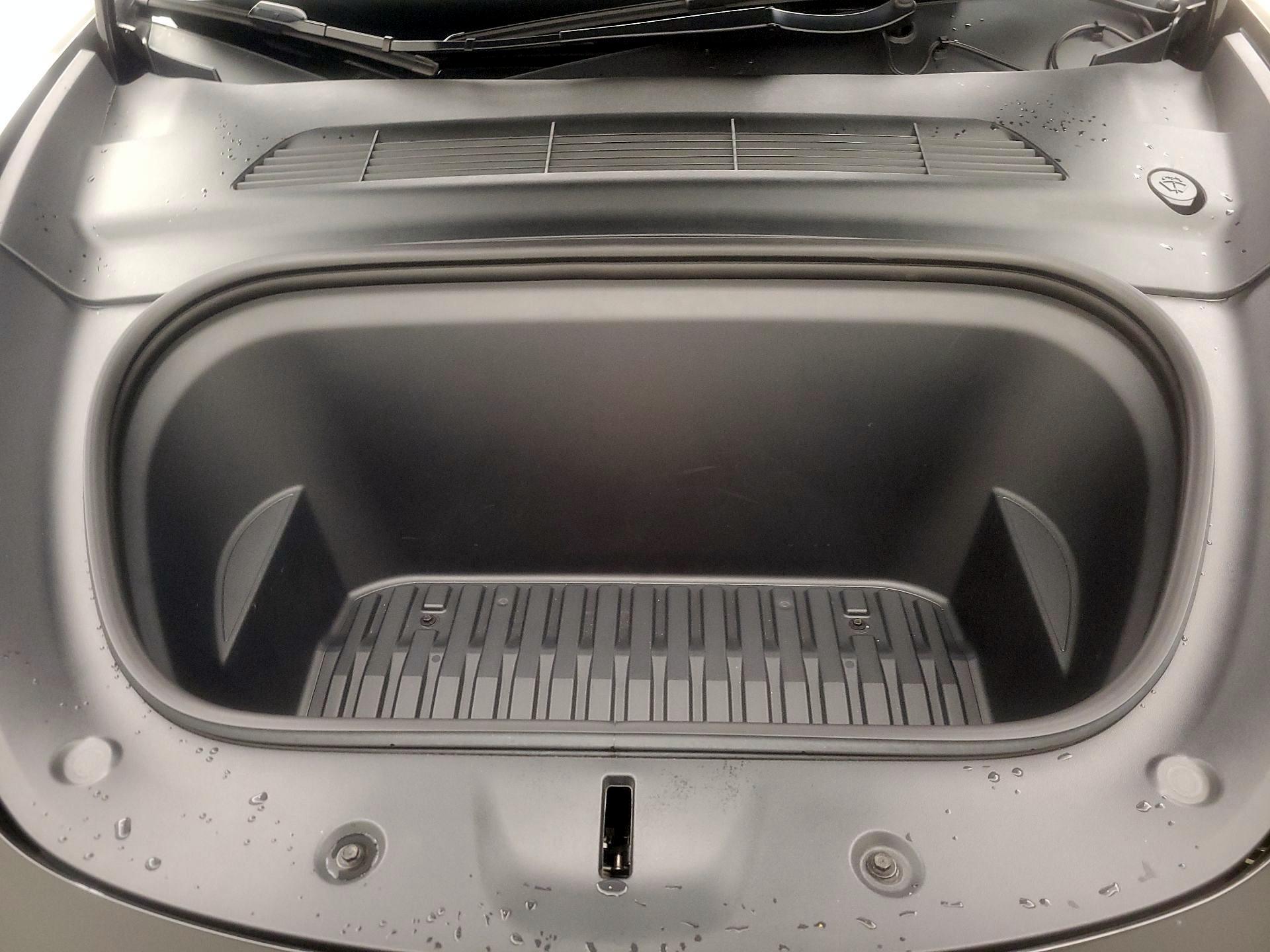 Thumbnail: 2022 Tesla Model Y - 20