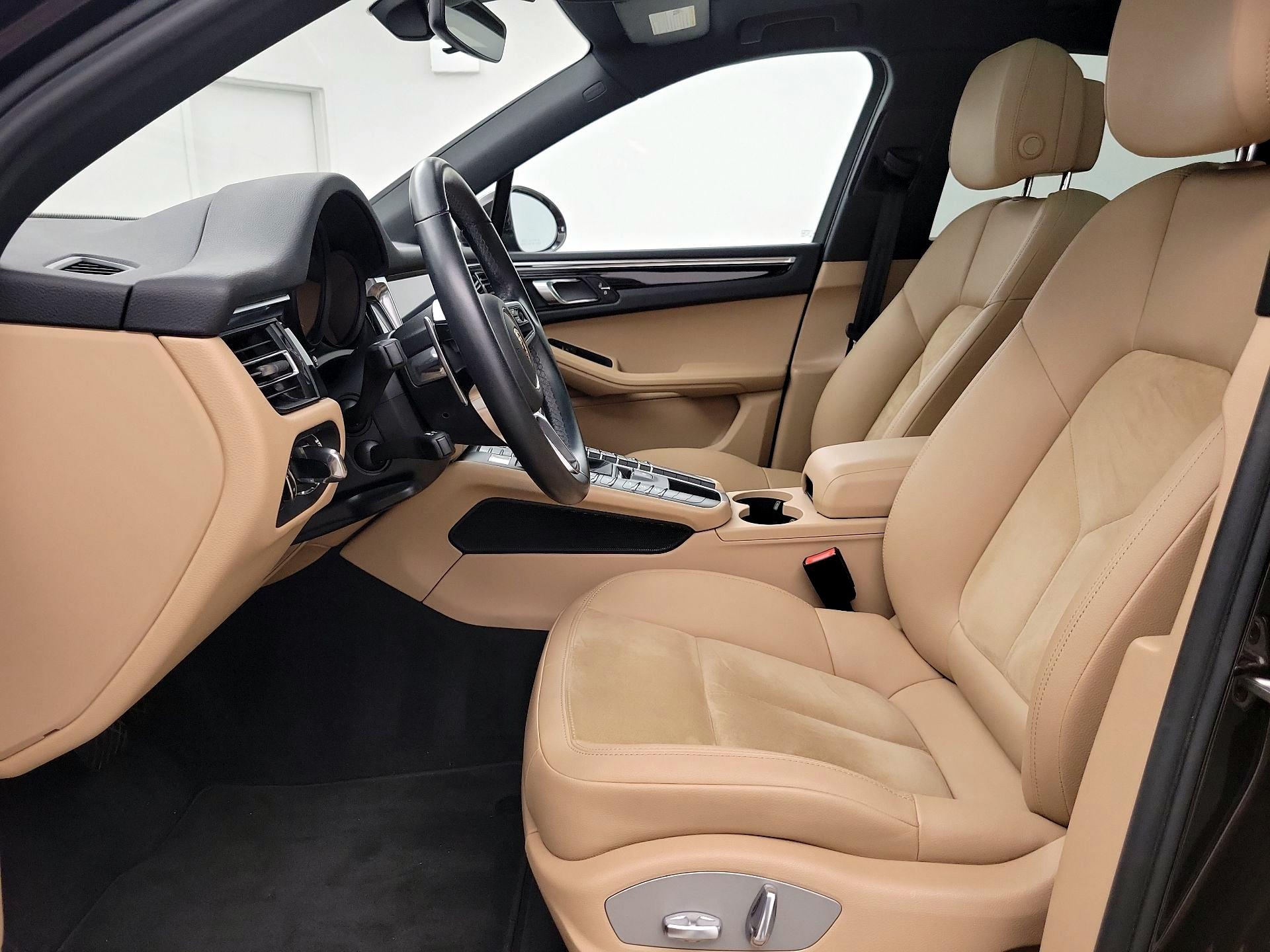 Thumbnail: 2021 Porsche Macan - 11