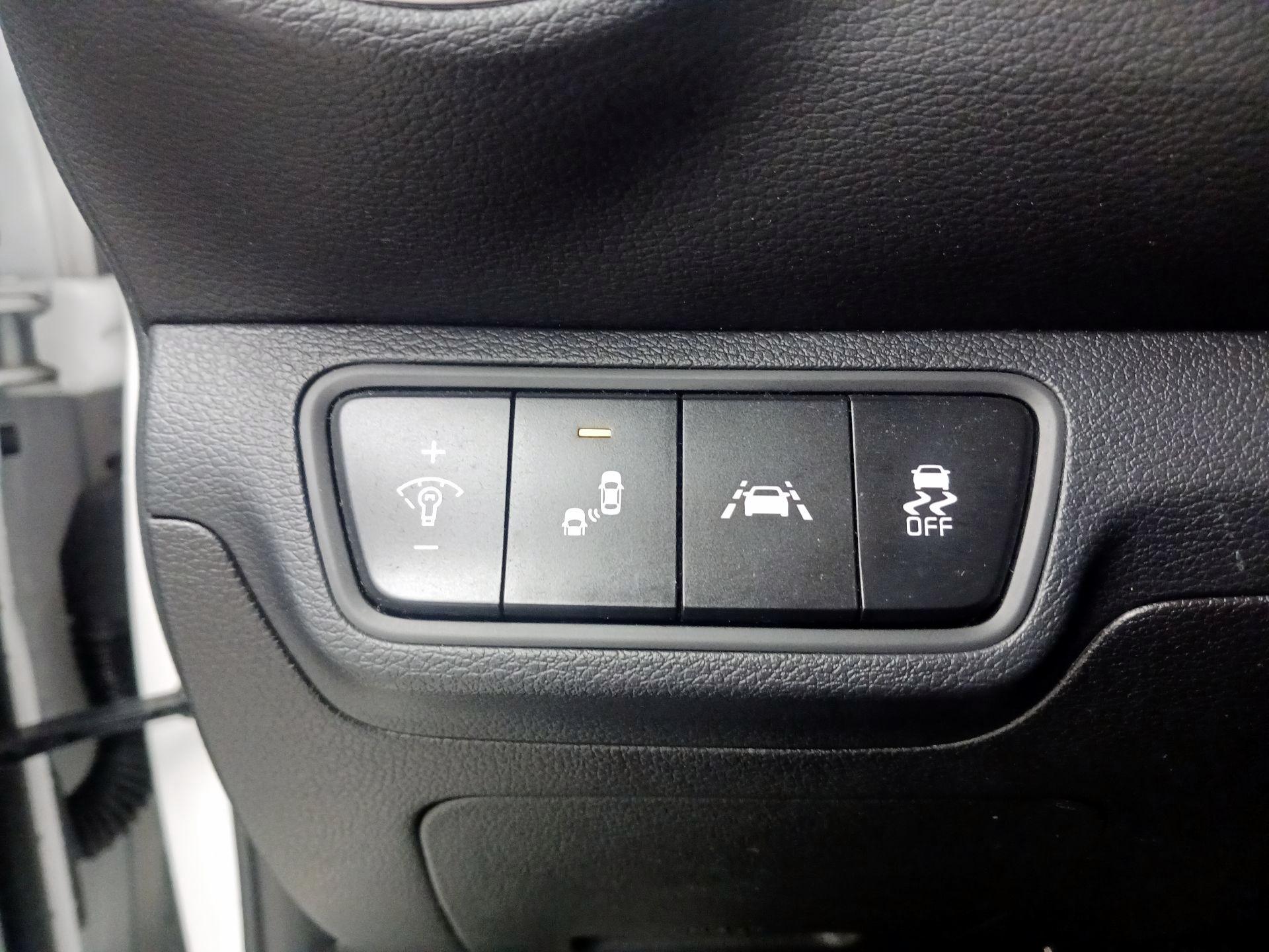 Thumbnail: 2021 Kia Forte - 13