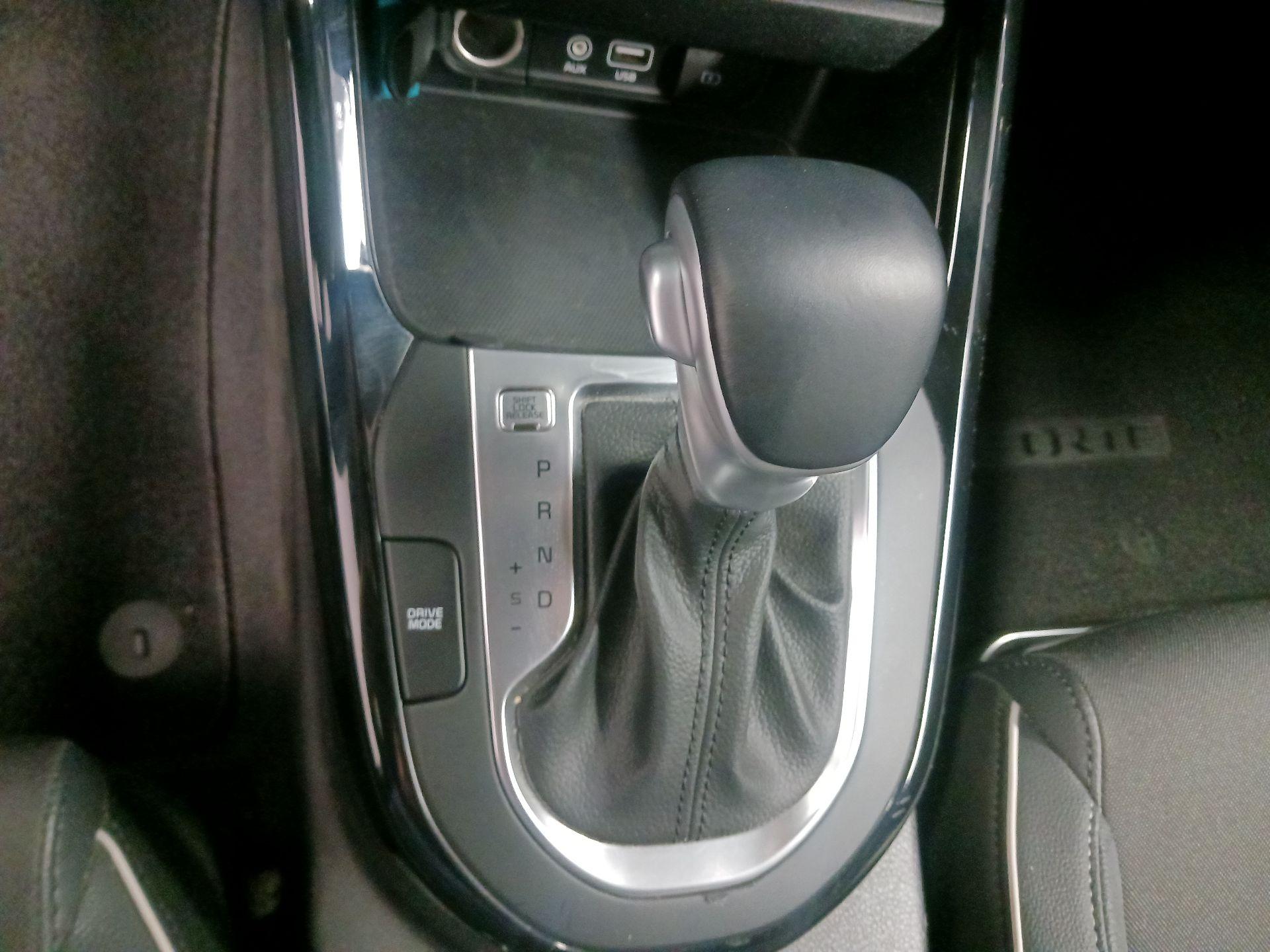 Thumbnail: 2021 Kia Forte - 17