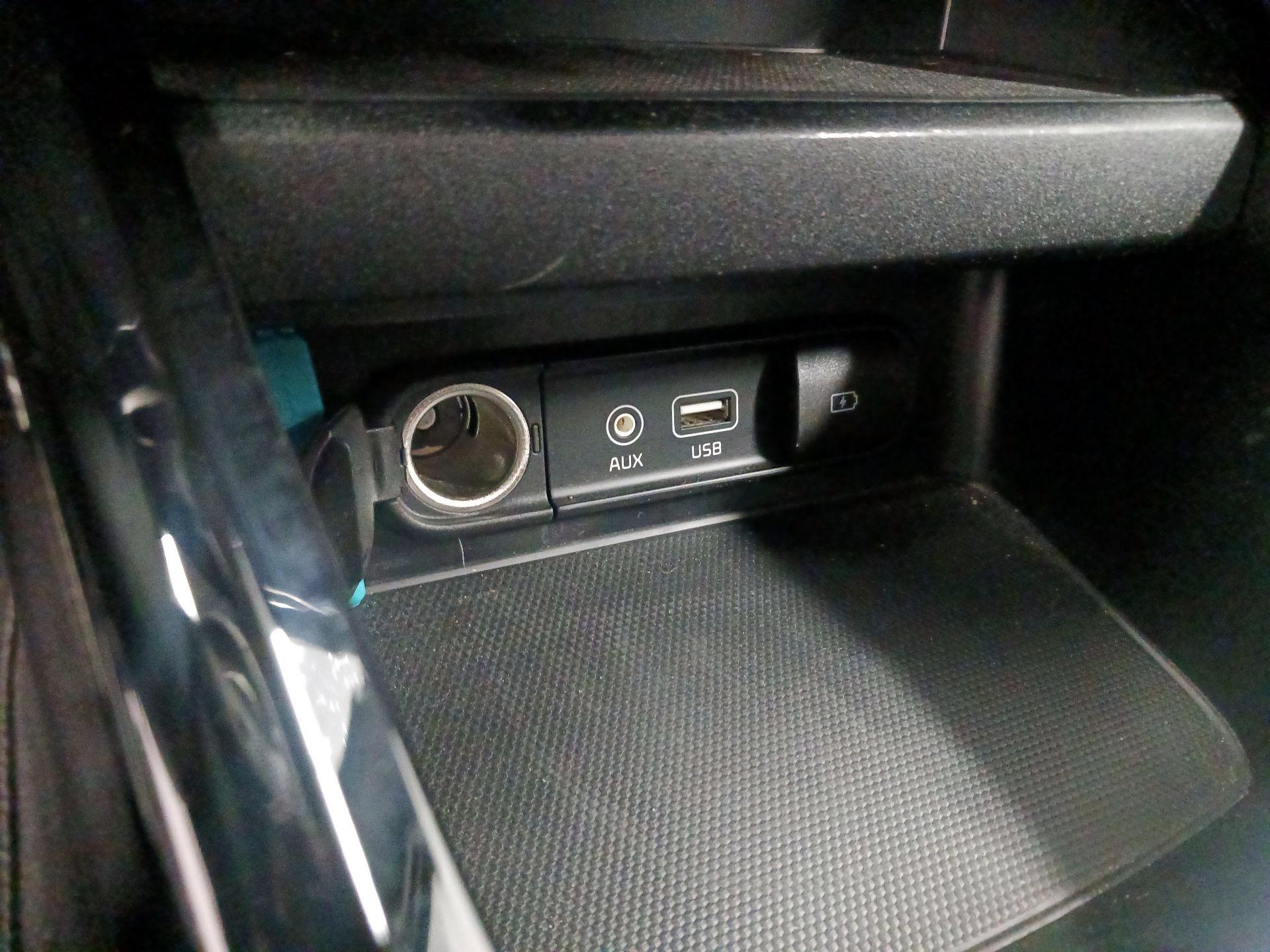 Thumbnail: 2021 Kia Forte - 18