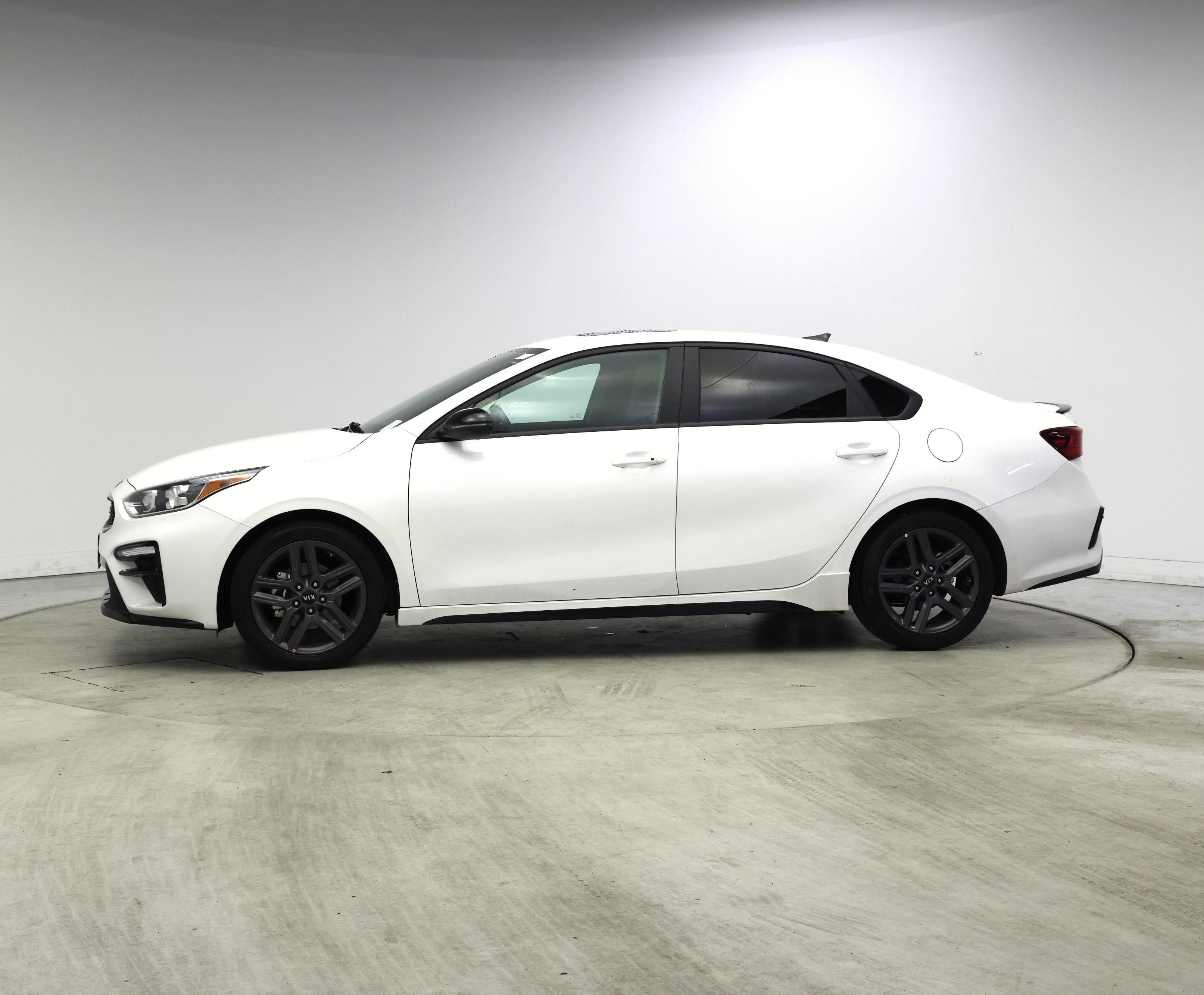 Thumbnail: 2021 Kia Forte - 3