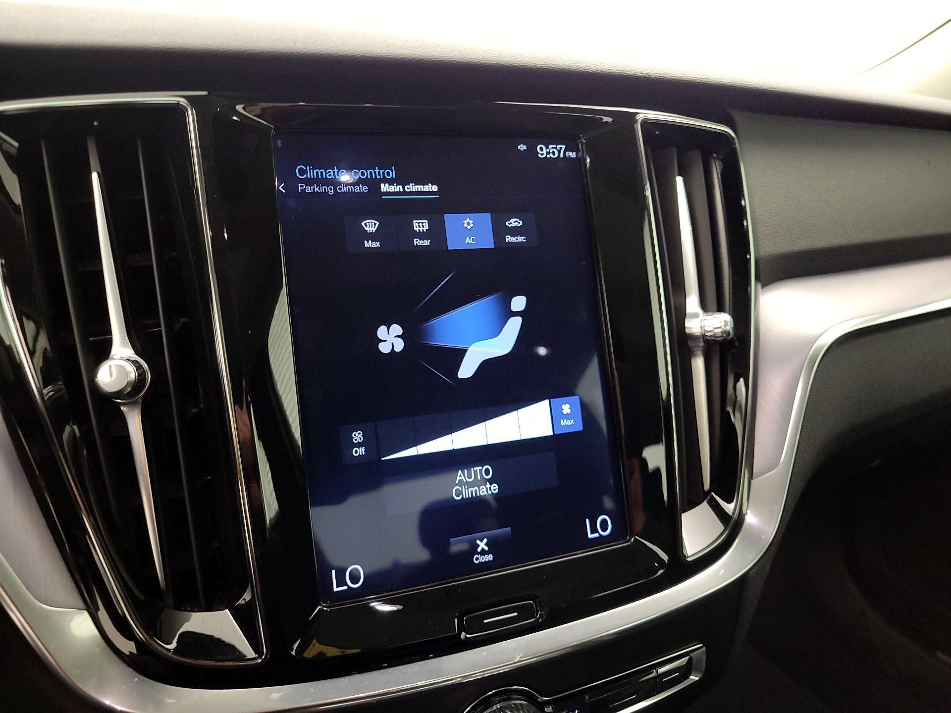 Thumbnail: 2020 Volvo S60 - 16