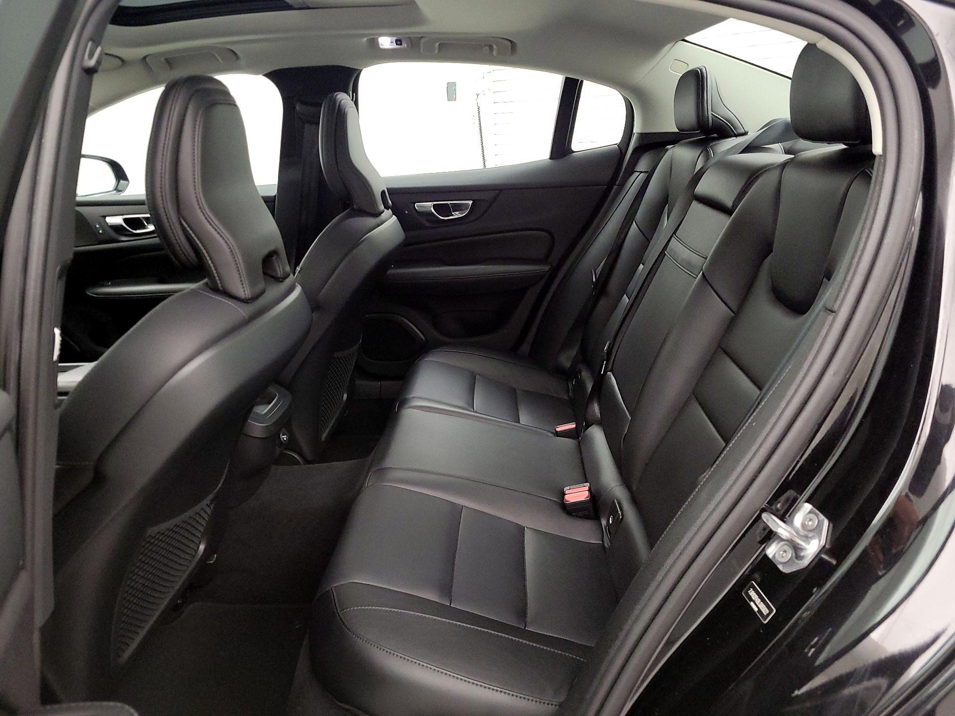 Thumbnail: 2020 Volvo S60 - 20