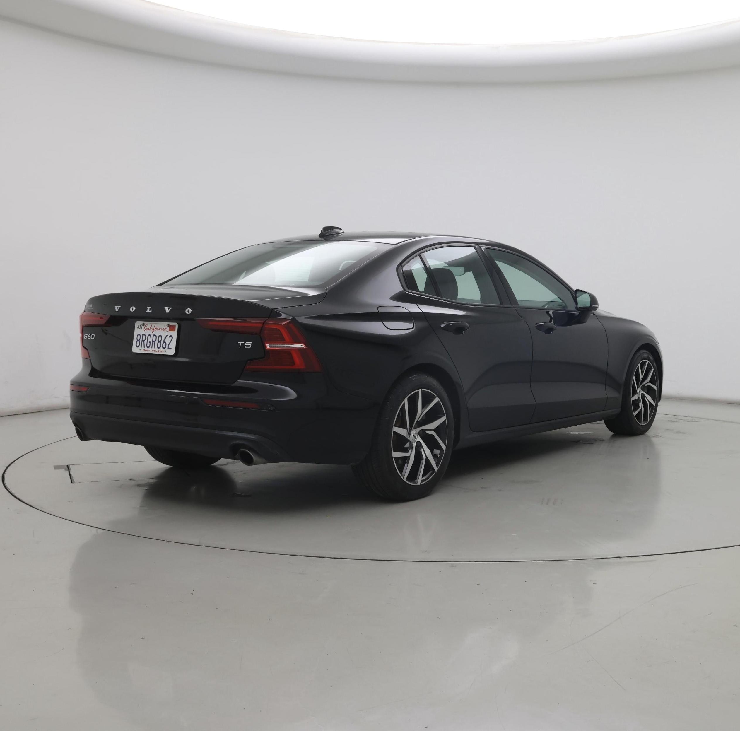 Thumbnail: 2020 Volvo S60 - 8