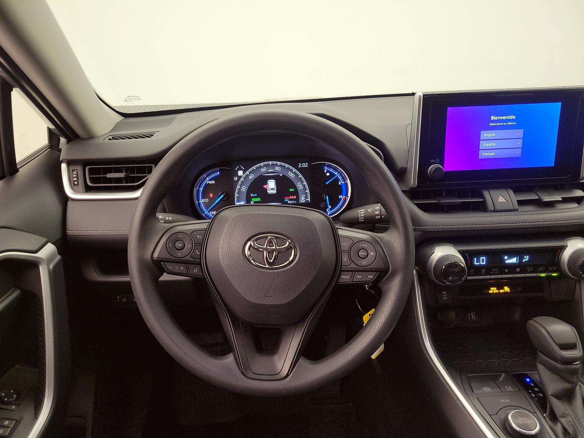 Thumbnail: 2025 Toyota RAV4 - 9